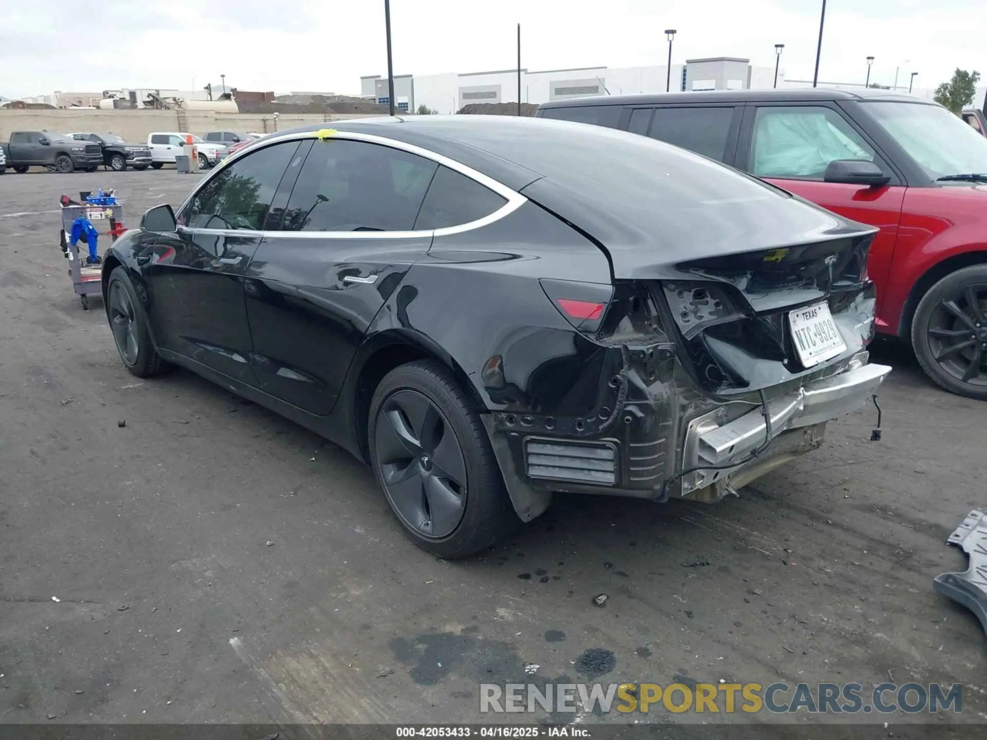 3 fotografías del automóvil dañado 5YJ3E1EB8LF790197 TESLA MODEL 3 2020