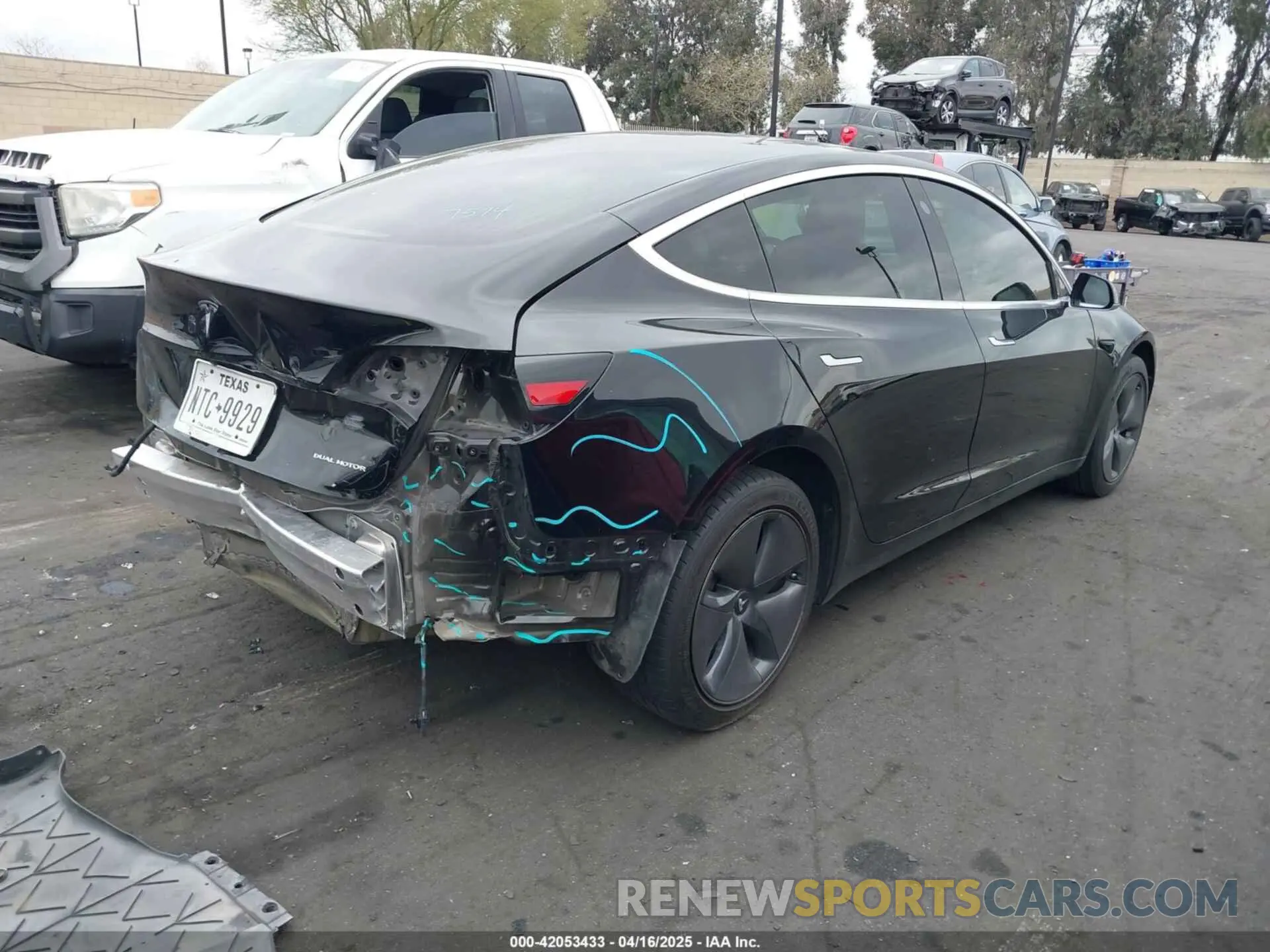 4 fotografías del automóvil dañado 5YJ3E1EB8LF790197 TESLA MODEL 3 2020