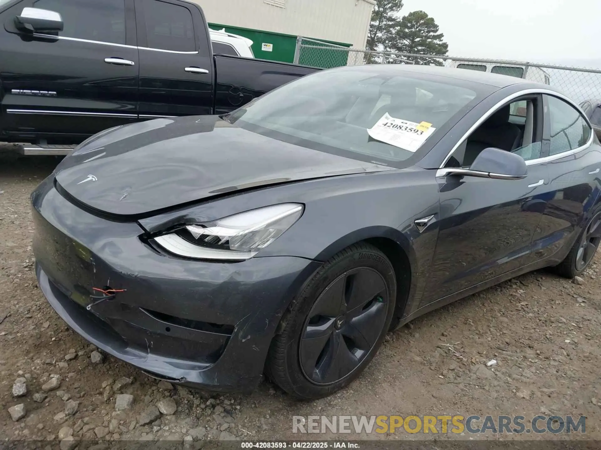 2 fotografías del automóvil dañado 5YJ3E1EB9LF589201 TESLA MODEL 3 2020