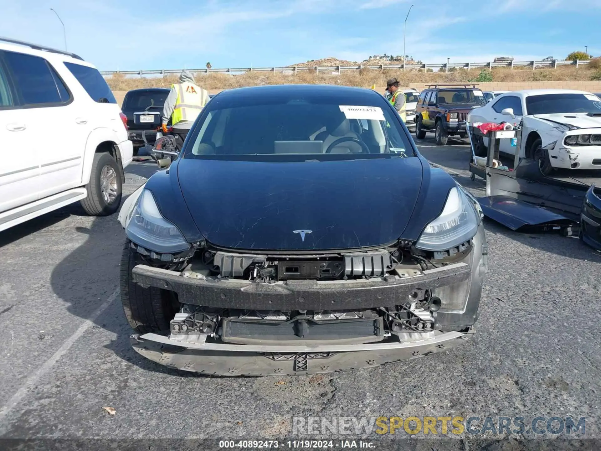 13 fotografías del automóvil dañado 5YJ3E1EB9LF600049 TESLA MODEL 3 2020