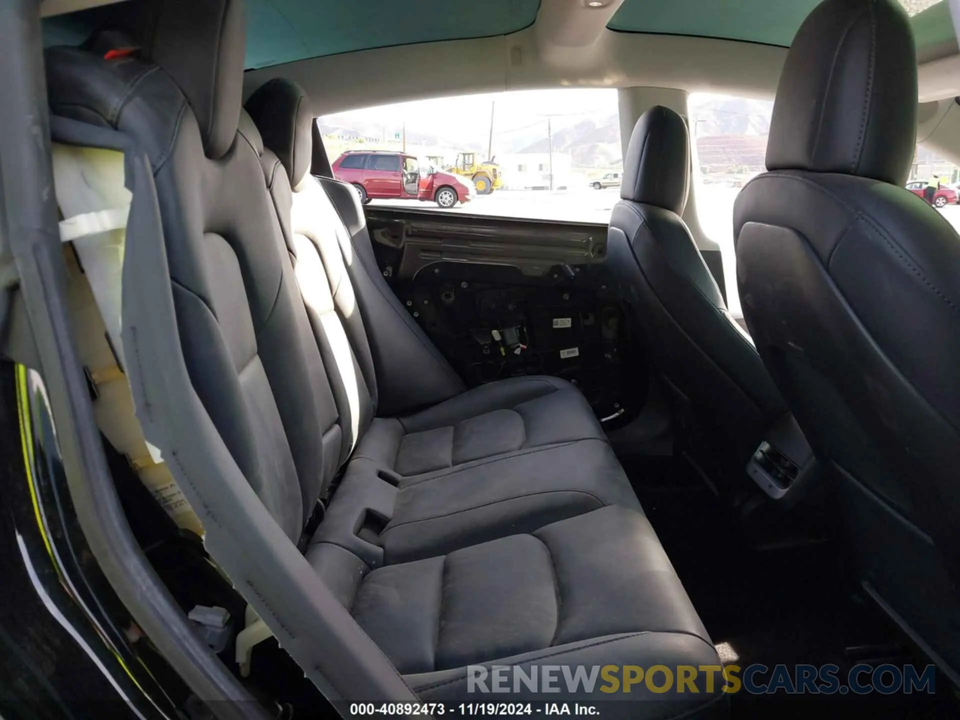 8 fotografías del automóvil dañado 5YJ3E1EB9LF600049 TESLA MODEL 3 2020