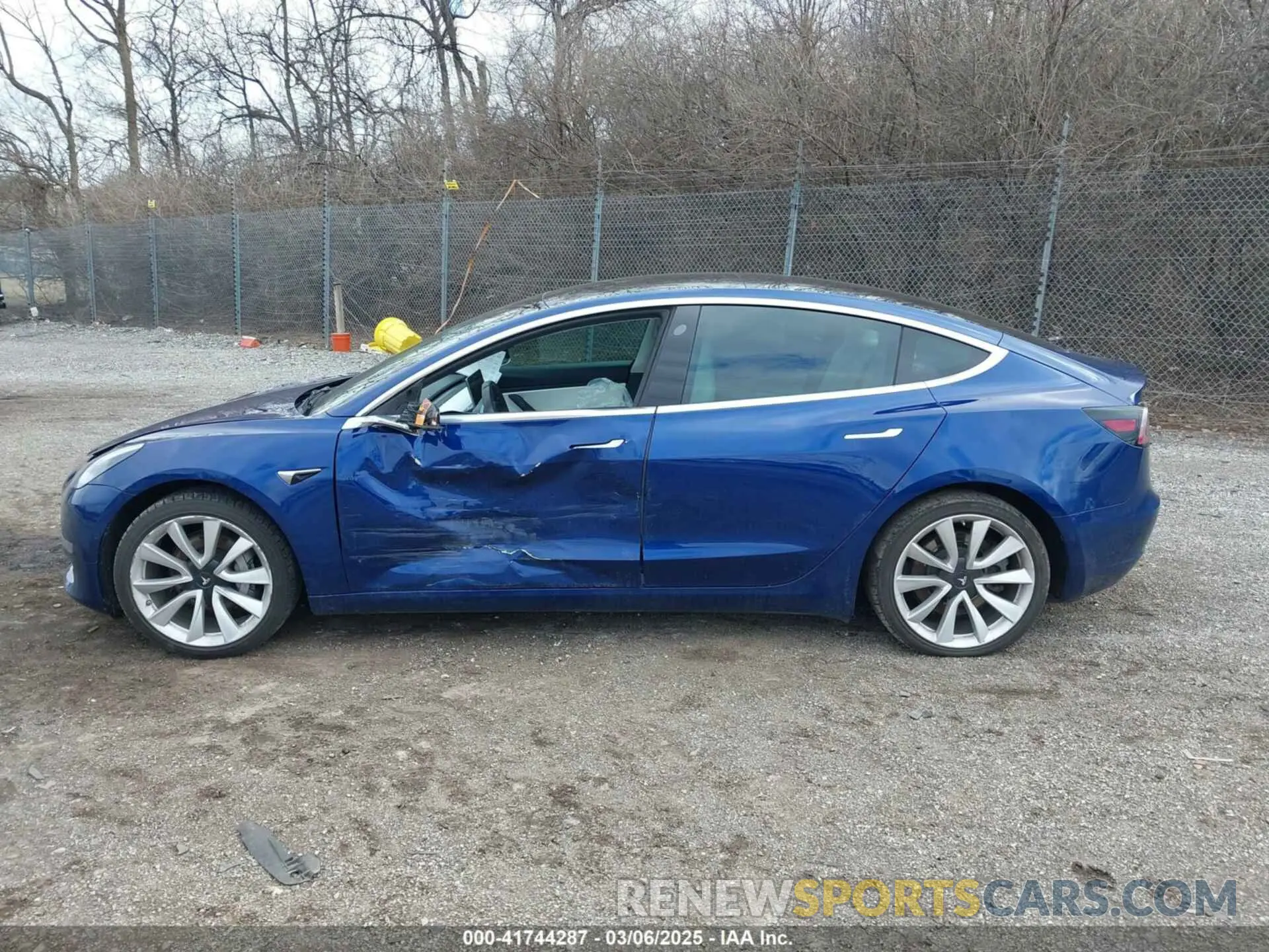 15 fotografías del automóvil dañado 5YJ3E1EB9LF601198 TESLA MODEL 3 2020