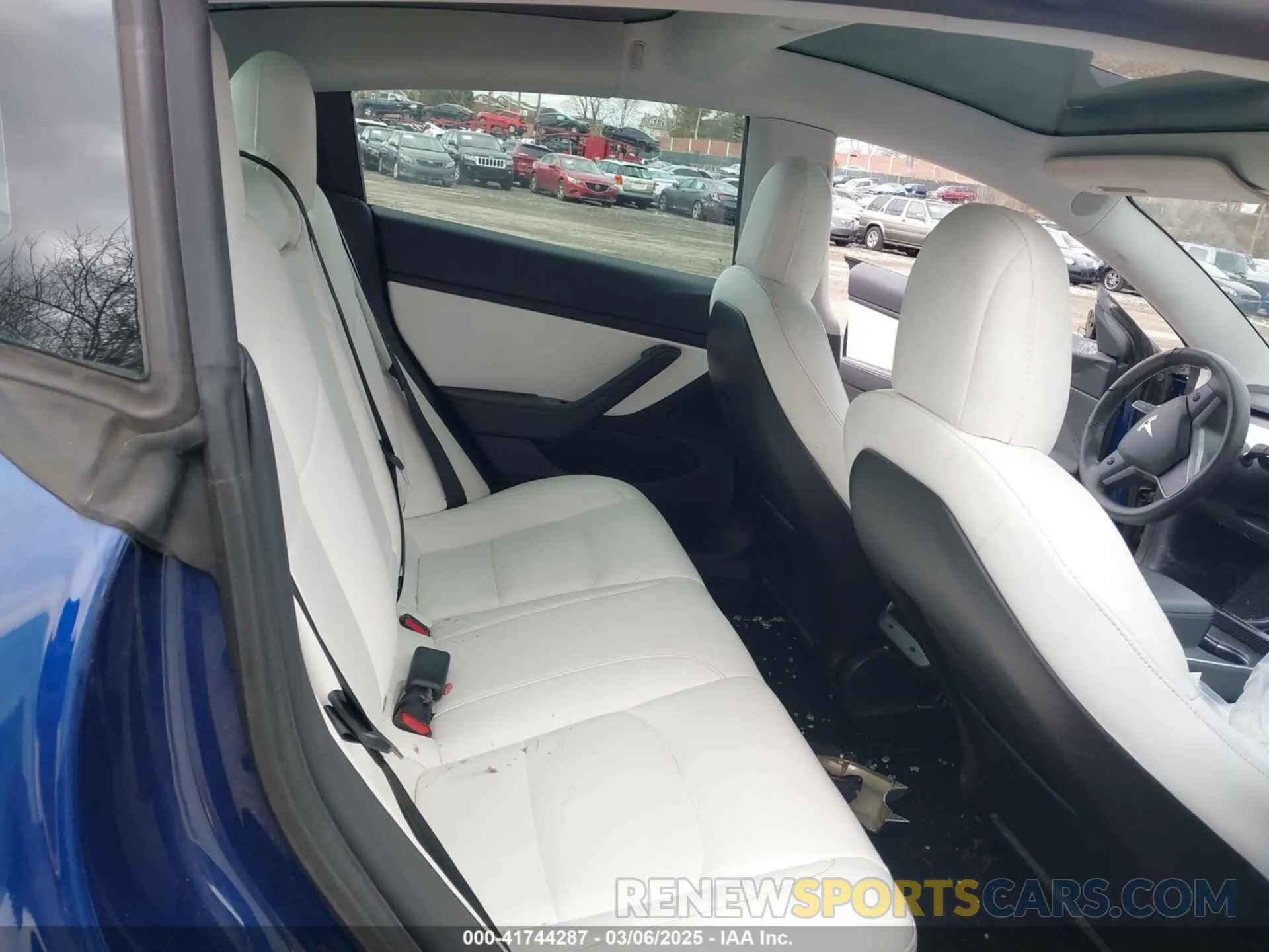 8 fotografías del automóvil dañado 5YJ3E1EB9LF601198 TESLA MODEL 3 2020