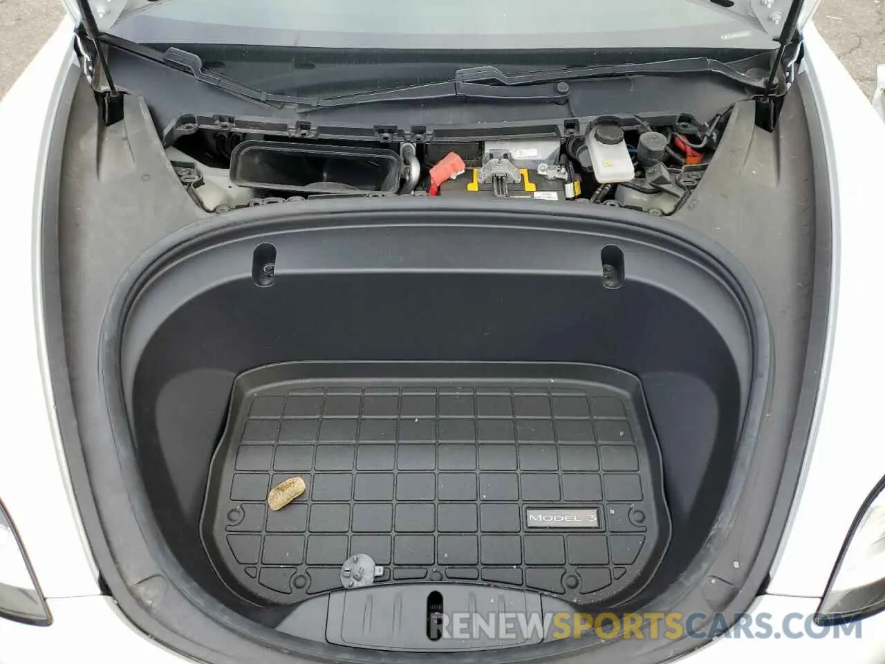 11 fotografías del automóvil dañado 5YJ3E1EB9LF621323 TESLA MODEL 3 2020