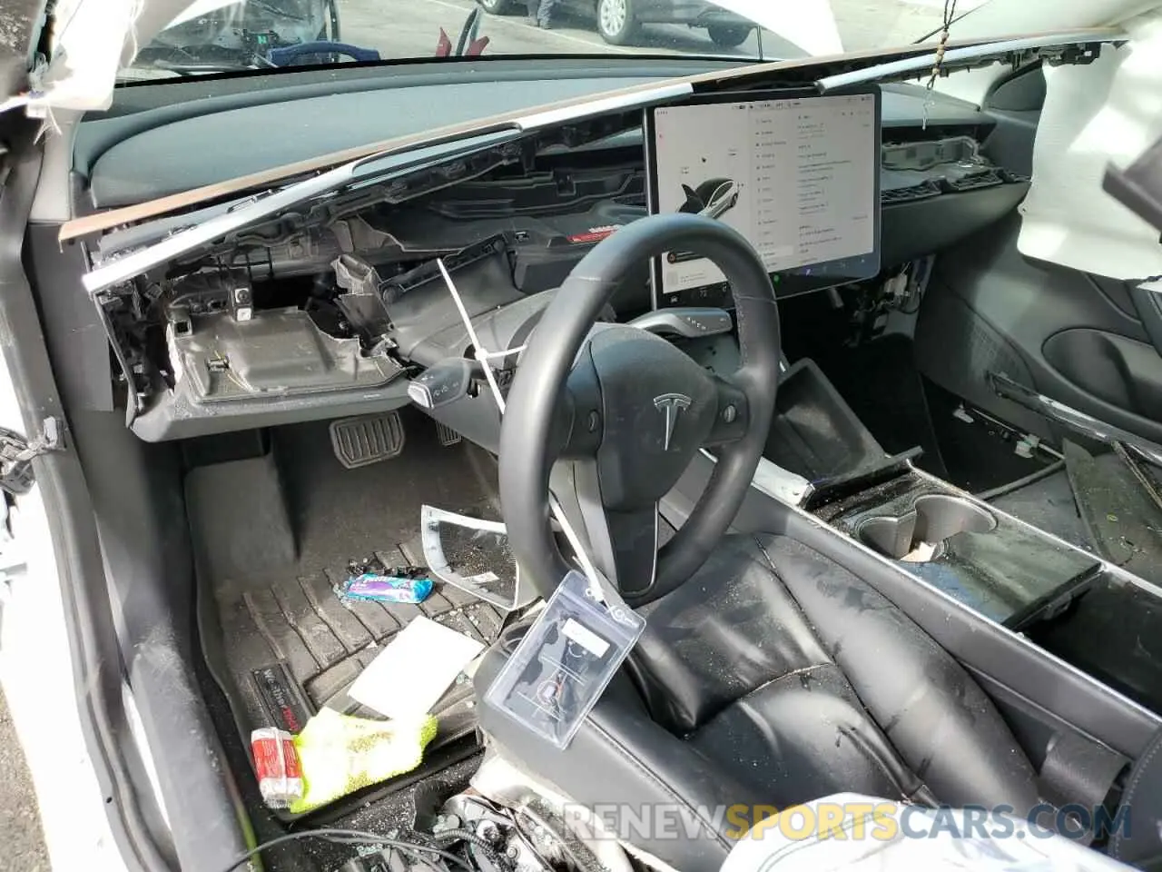 8 fotografías del automóvil dañado 5YJ3E1EB9LF621323 TESLA MODEL 3 2020