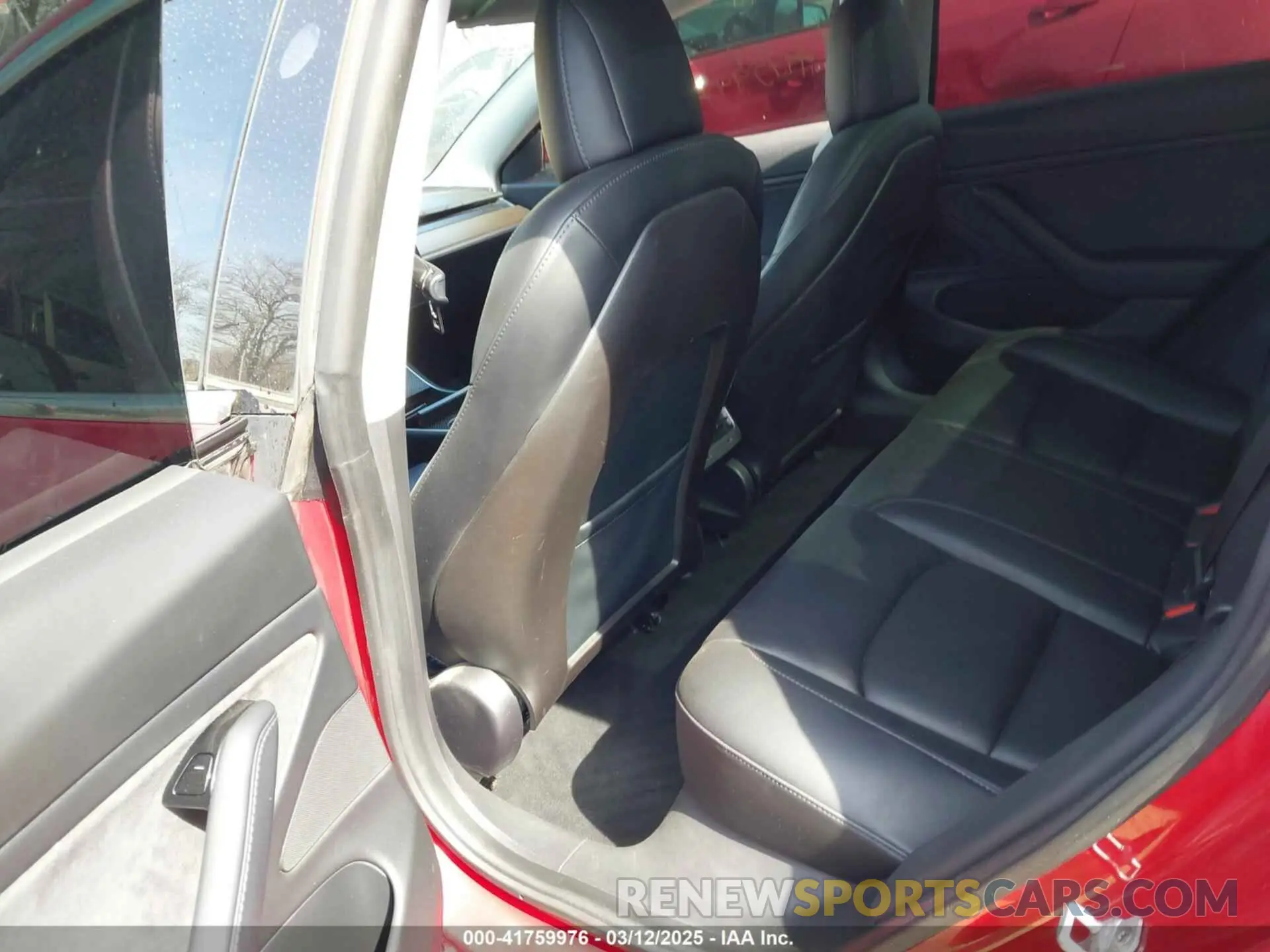8 fotografías del automóvil dañado 5YJ3E1EB9LF666066 TESLA MODEL 3 2020