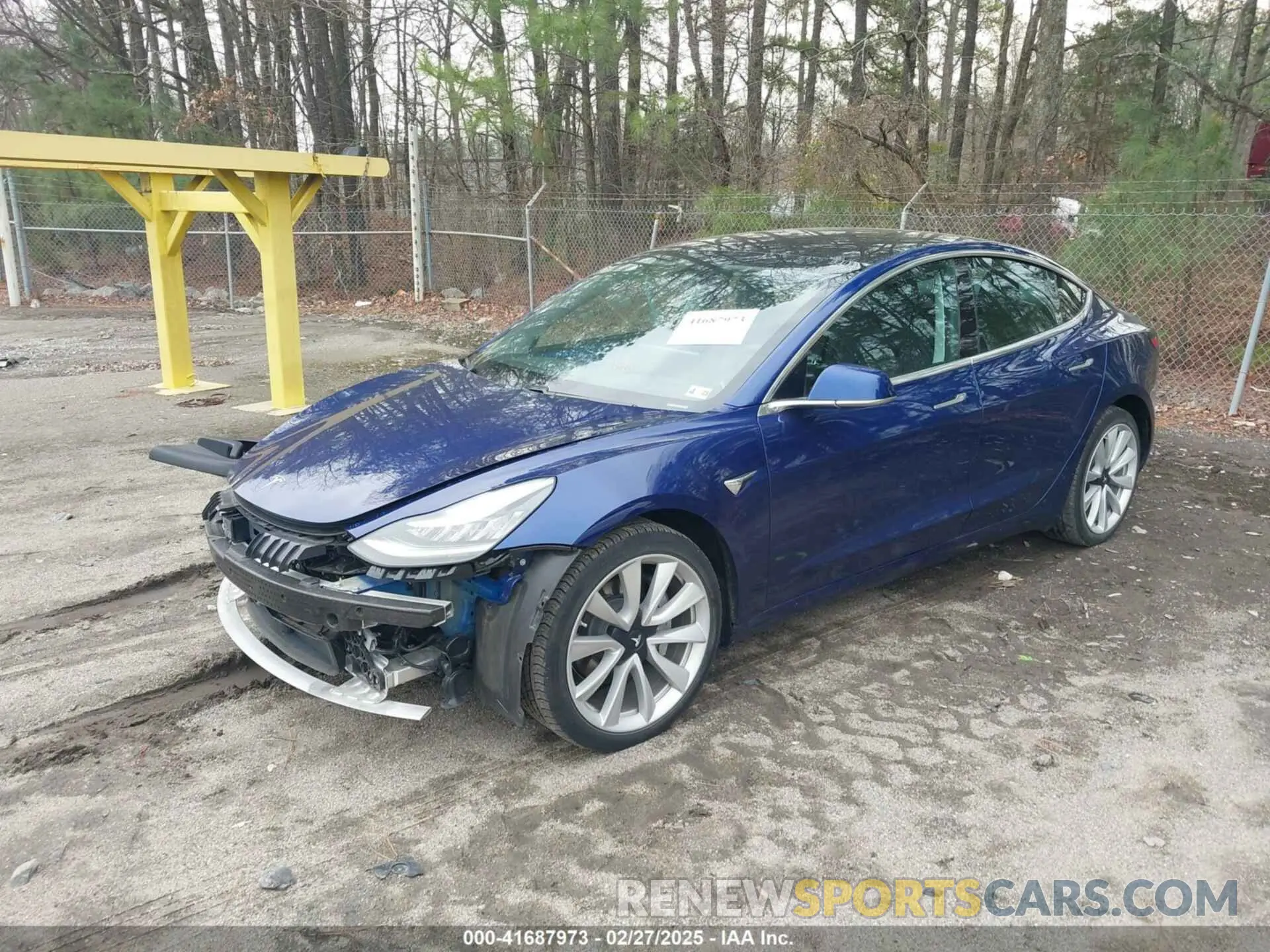 2 fotografías del automóvil dañado 5YJ3E1EB9LF667055 TESLA MODEL 3 2020