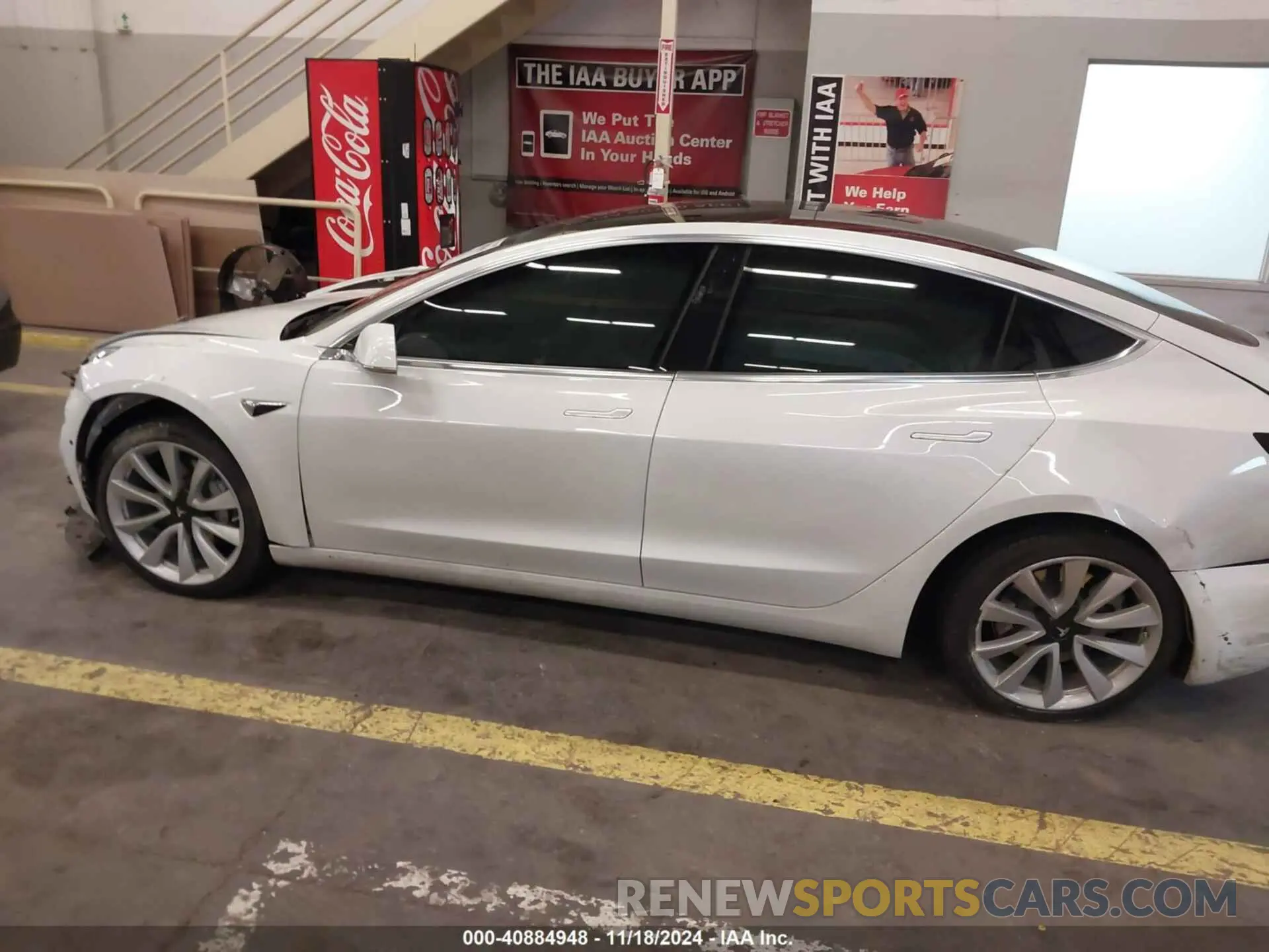 14 fotografías del automóvil dañado 5YJ3E1EB9LF742756 TESLA MODEL 3 2020