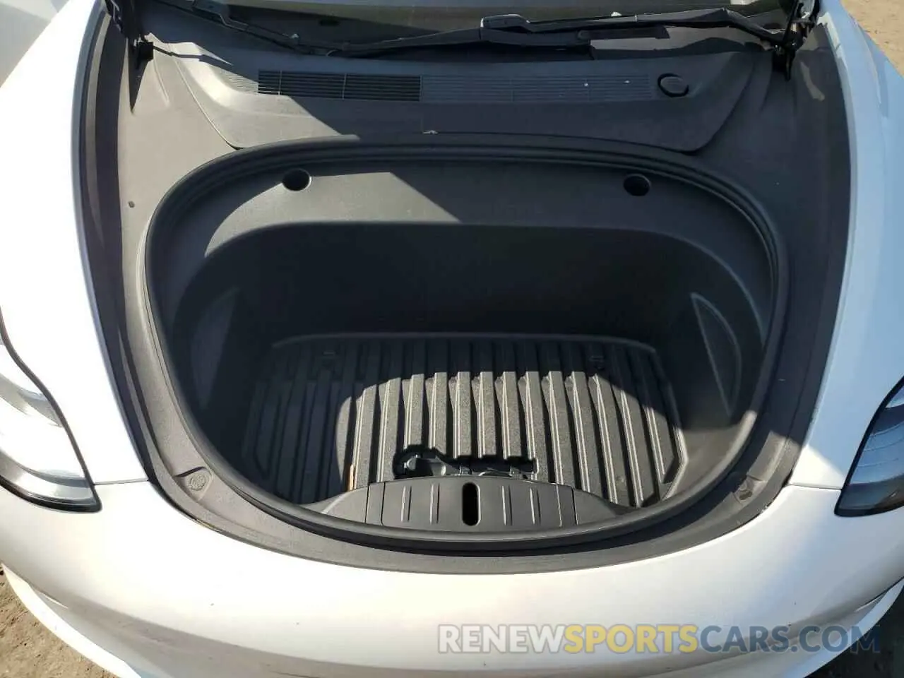 11 fotografías del automóvil dañado 5YJ3E1EB9LF782996 TESLA MODEL 3 2020