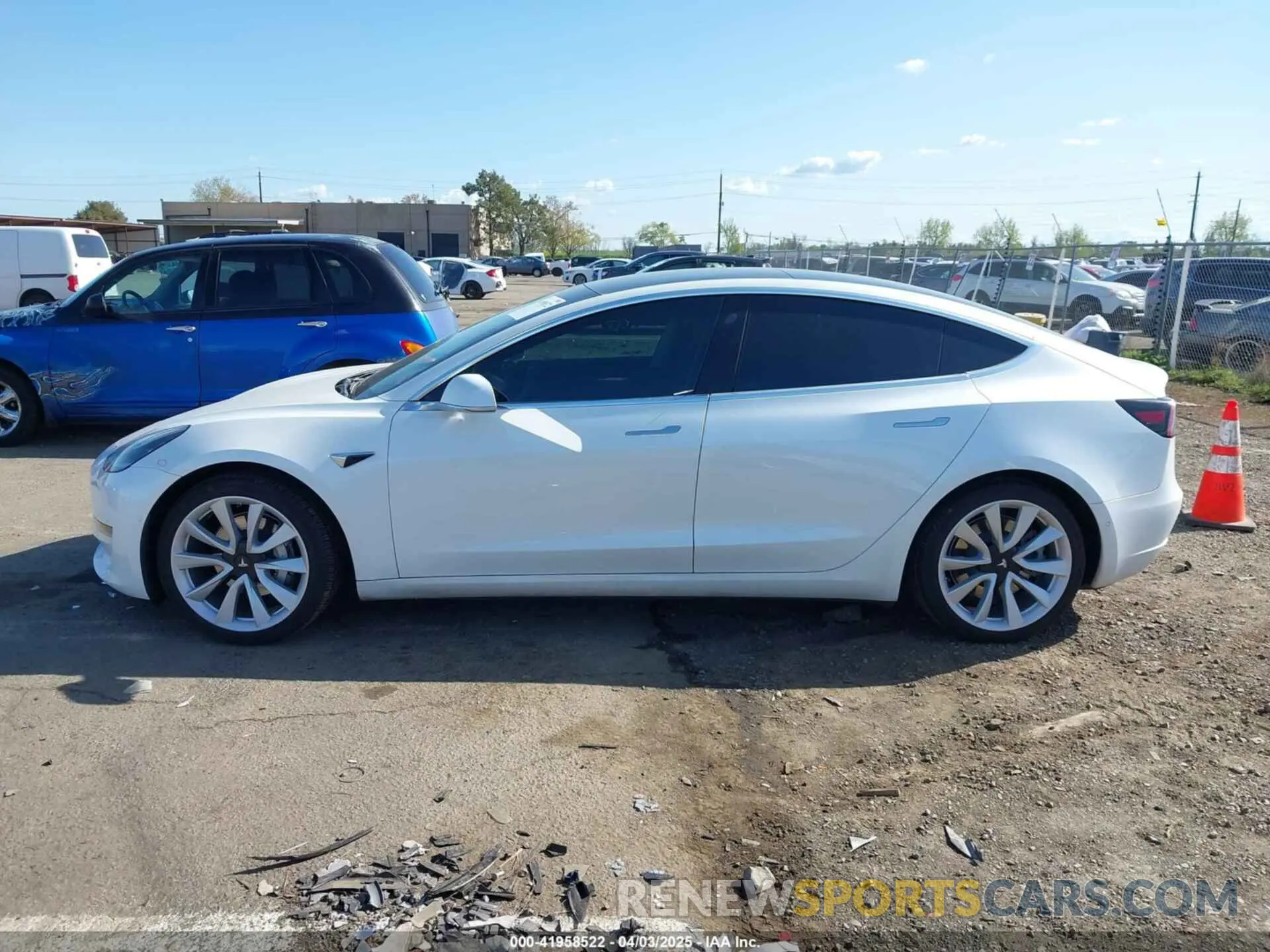 13 fotografías del automóvil dañado 5YJ3E1EB9LF783131 TESLA MODEL 3 2020