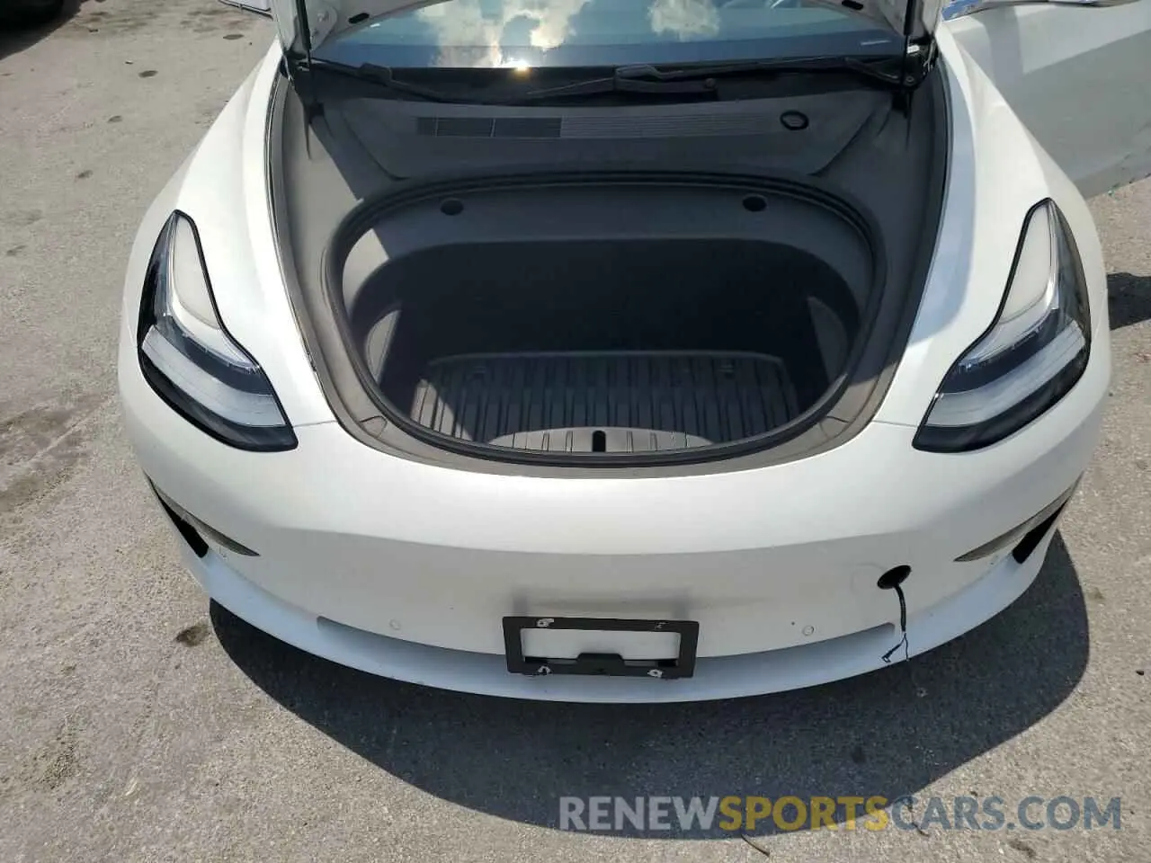11 fotografías del automóvil dañado 5YJ3E1EB9LF788006 TESLA MODEL 3 2020