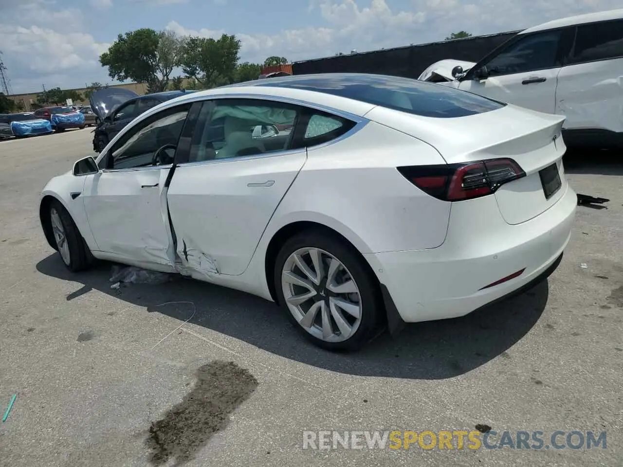 2 fotografías del automóvil dañado 5YJ3E1EB9LF788006 TESLA MODEL 3 2020