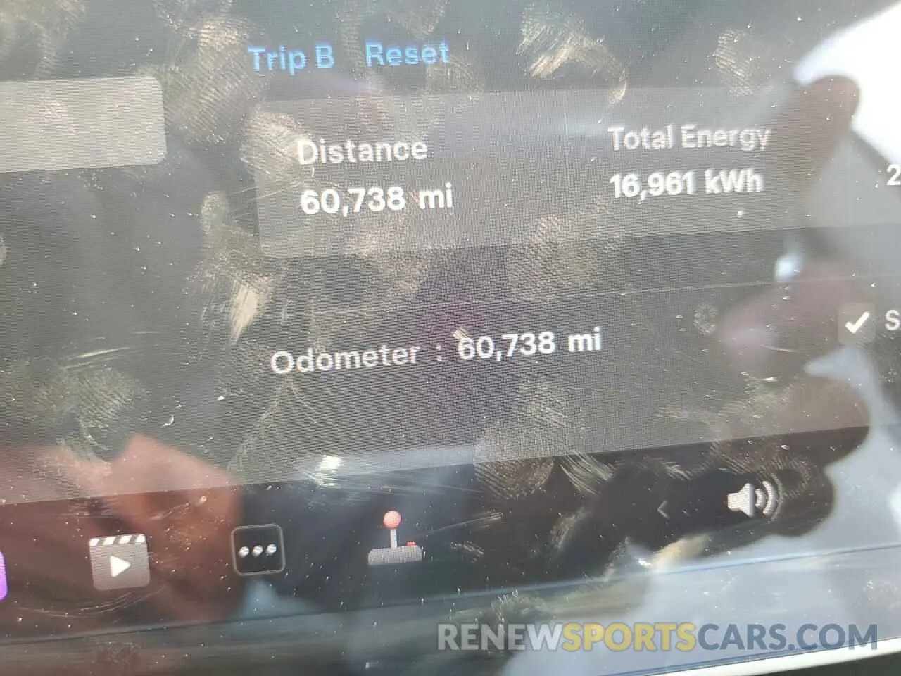 9 fotografías del automóvil dañado 5YJ3E1EB9LF788006 TESLA MODEL 3 2020
