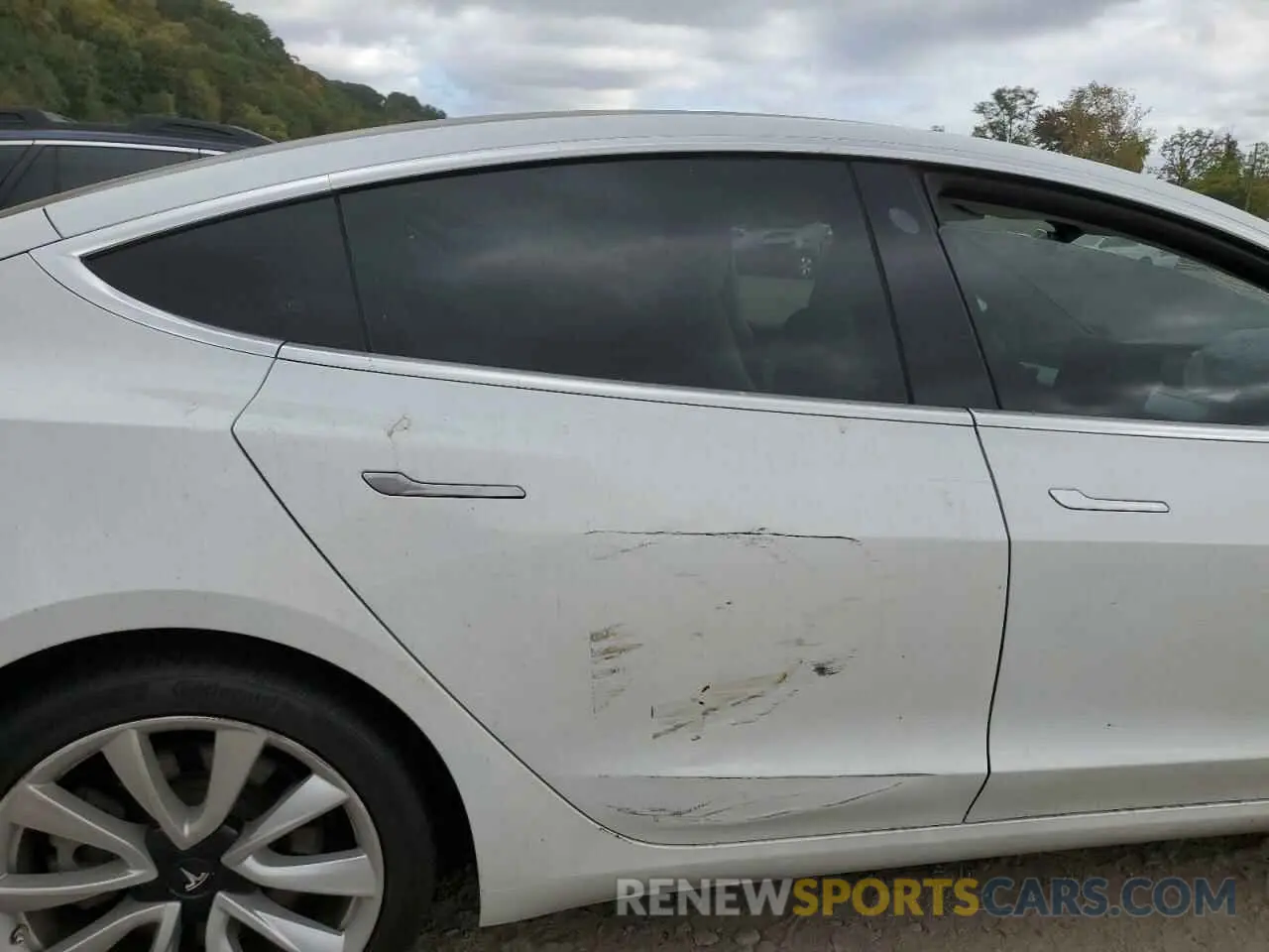 10 fotografías del automóvil dañado 5YJ3E1EB9LF796087 TESLA MODEL 3 2020
