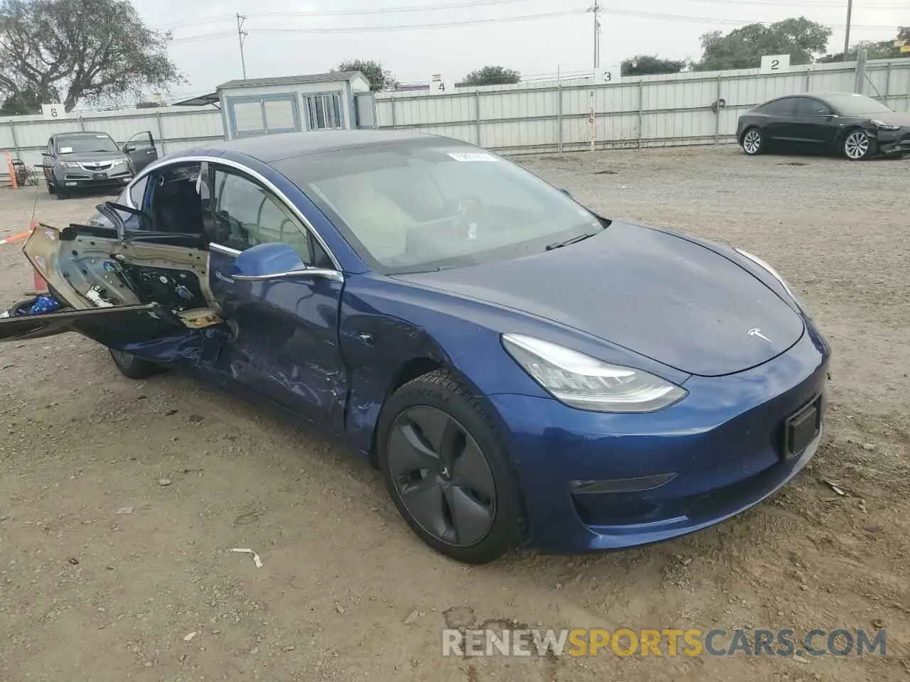 4 fotografías del automóvil dañado 5YJ3E1EBXLF636185 TESLA MODEL 3 2020