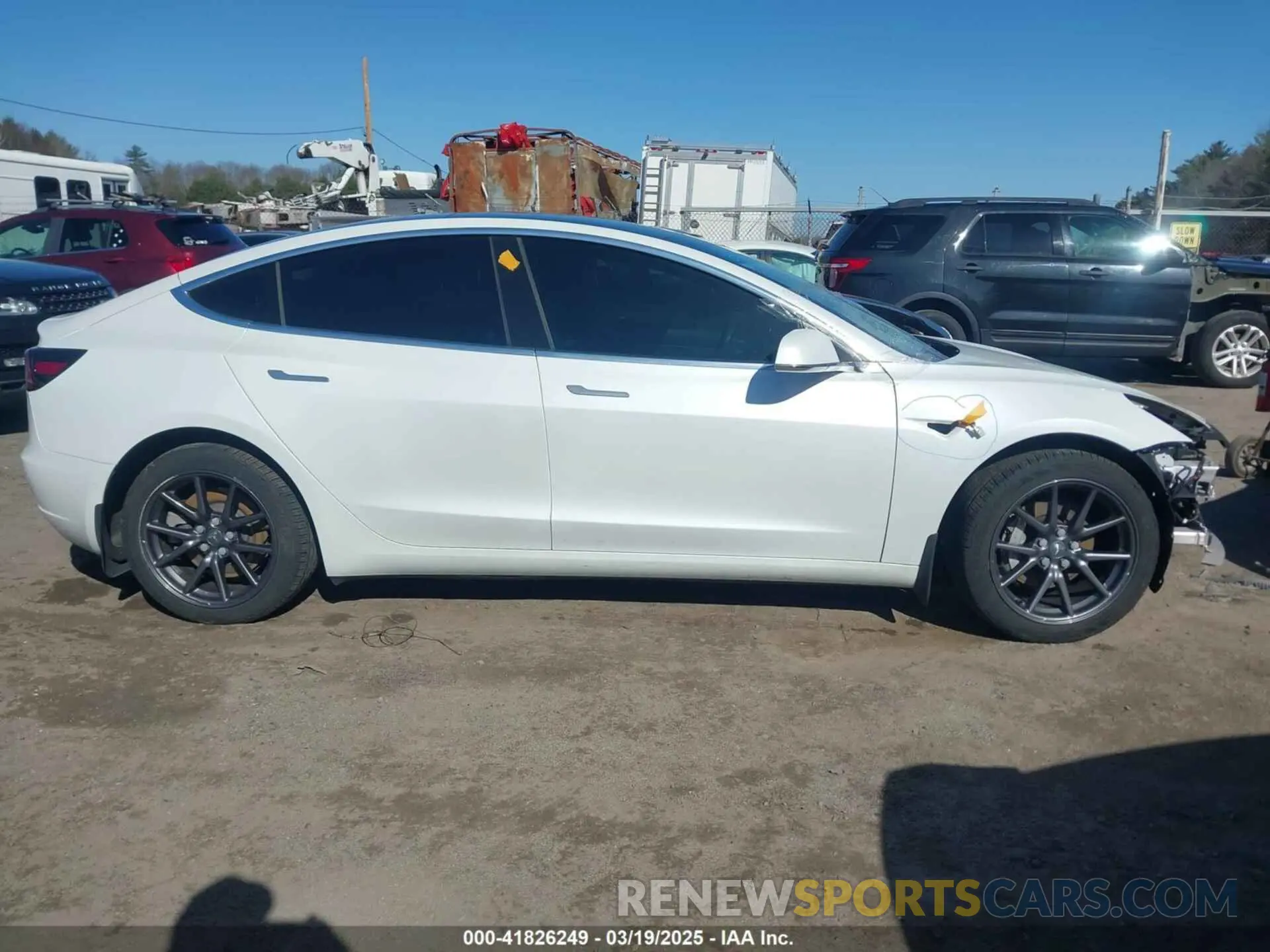 14 fotografías del automóvil dañado 5YJ3E1EBXLF636963 TESLA MODEL 3 2020