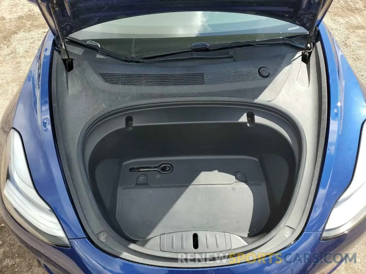 11 fotografías del automóvil dañado 5YJ3E1EBXLF640303 TESLA MODEL 3 2020