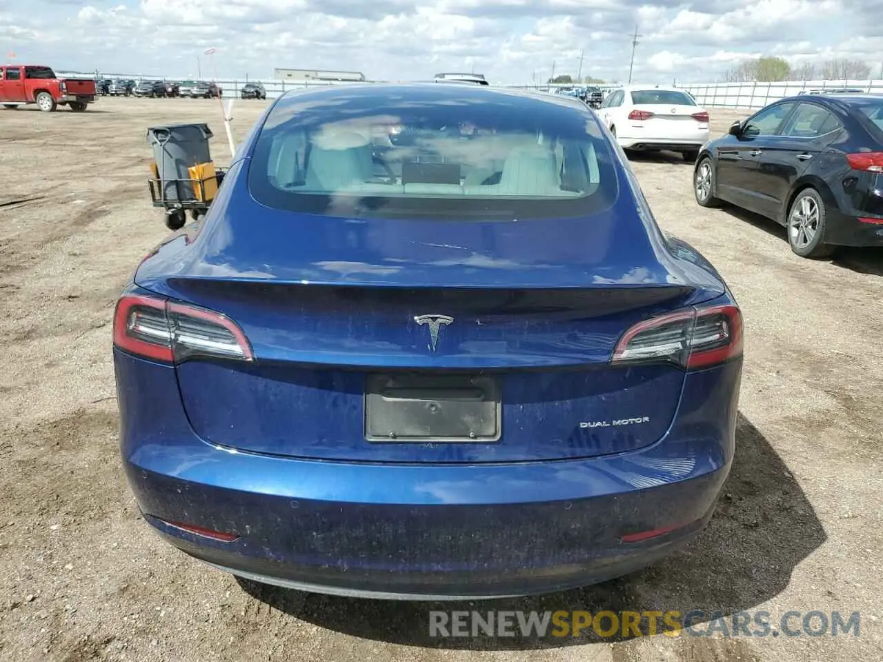 6 fotografías del automóvil dañado 5YJ3E1EBXLF640303 TESLA MODEL 3 2020