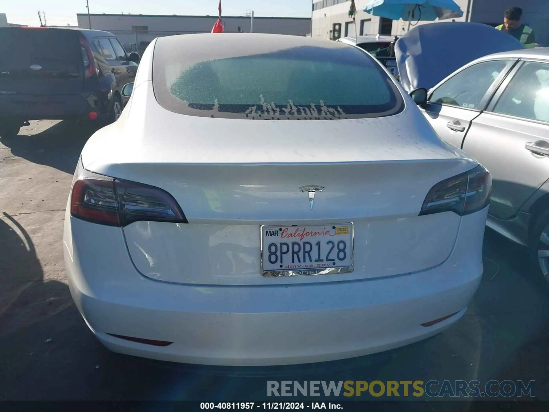 17 fotografías del automóvil dañado 5YJ3E1EBXLF665959 TESLA MODEL 3 2020
