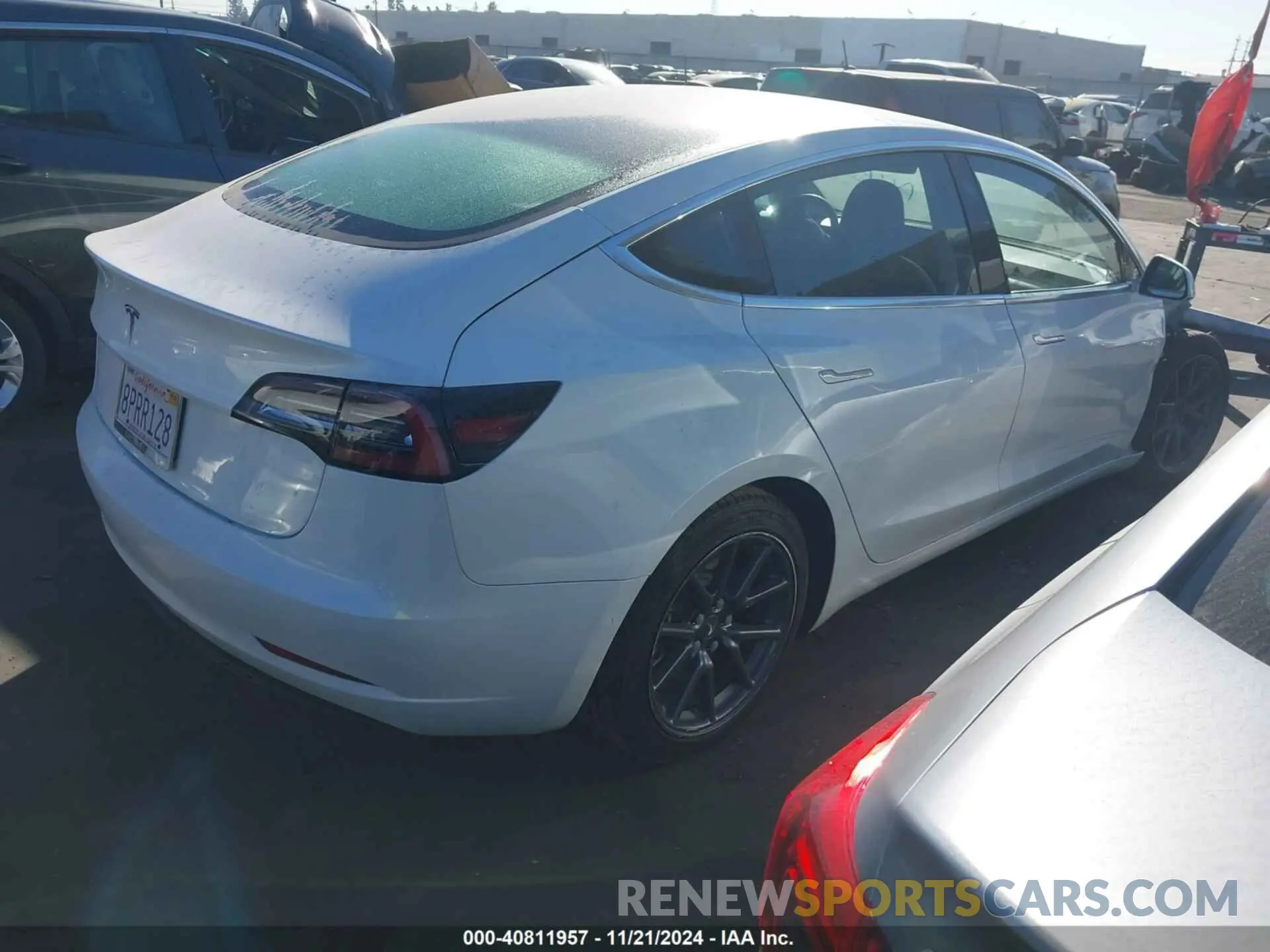 4 fotografías del automóvil dañado 5YJ3E1EBXLF665959 TESLA MODEL 3 2020