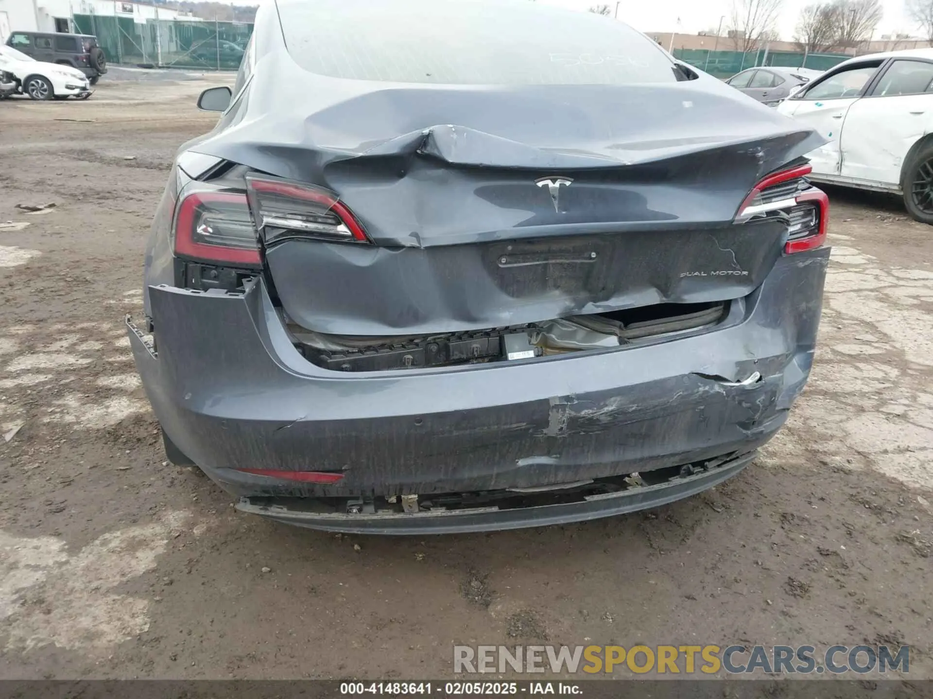 19 fotografías del automóvil dañado 5YJ3E1EBXLF668764 TESLA MODEL 3 2020