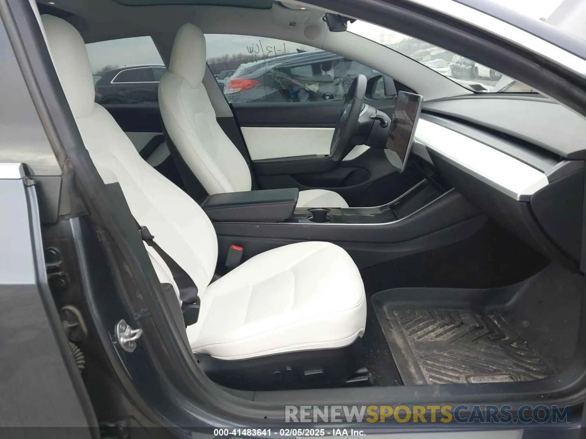 5 fotografías del automóvil dañado 5YJ3E1EBXLF668764 TESLA MODEL 3 2020