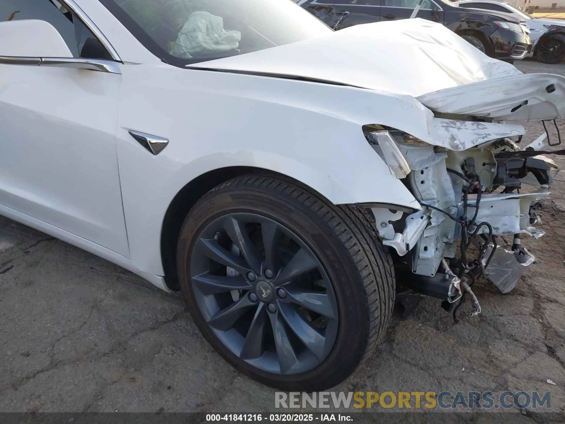 19 fotografías del automóvil dañado 5YJ3E1EC1LF602516 TESLA MODEL 3 2020