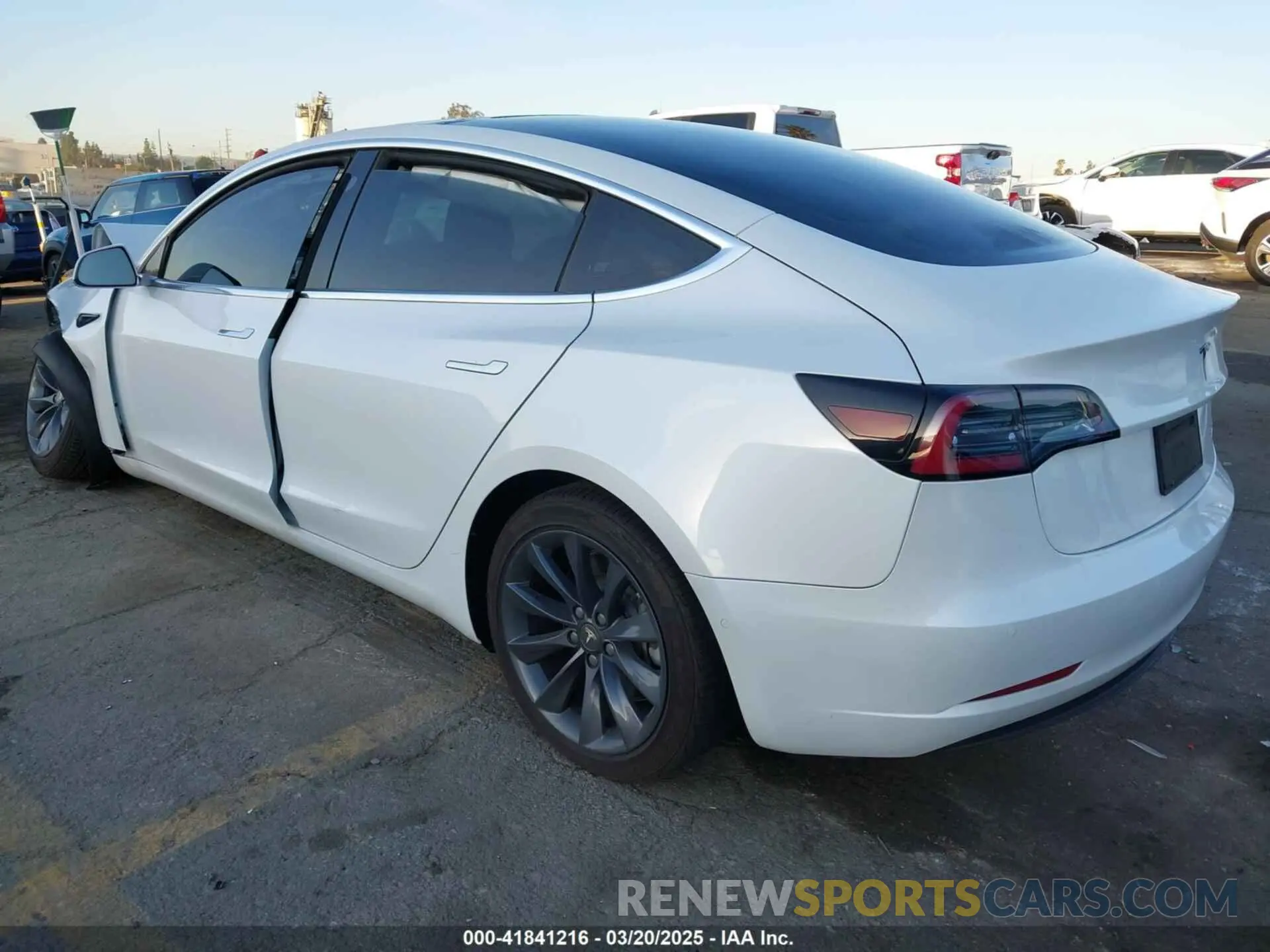 3 fotografías del automóvil dañado 5YJ3E1EC1LF602516 TESLA MODEL 3 2020