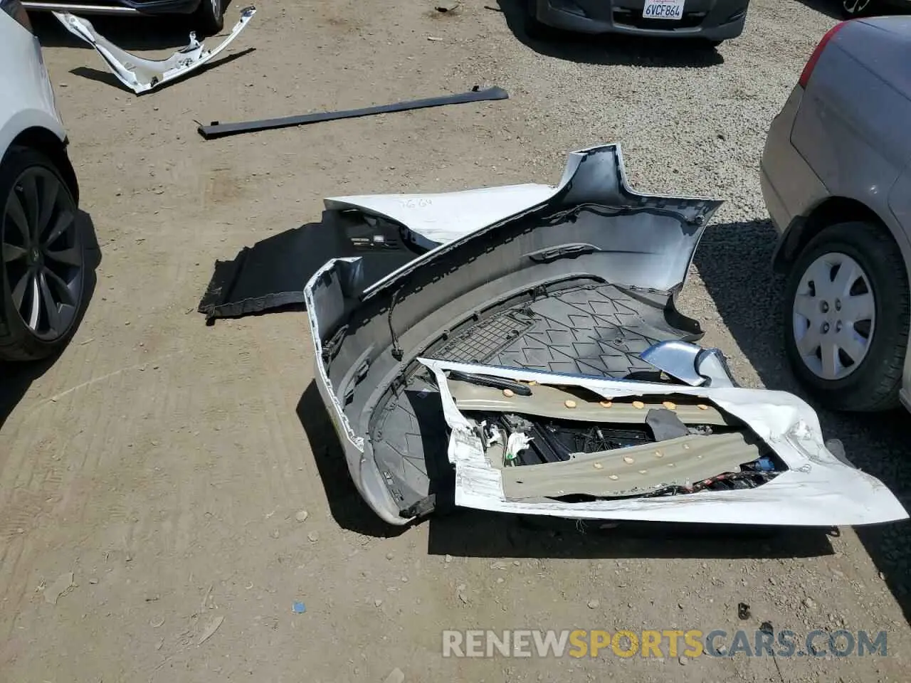 13 fotografías del automóvil dañado 5YJ3E1EC1LF736281 TESLA MODEL 3 2020