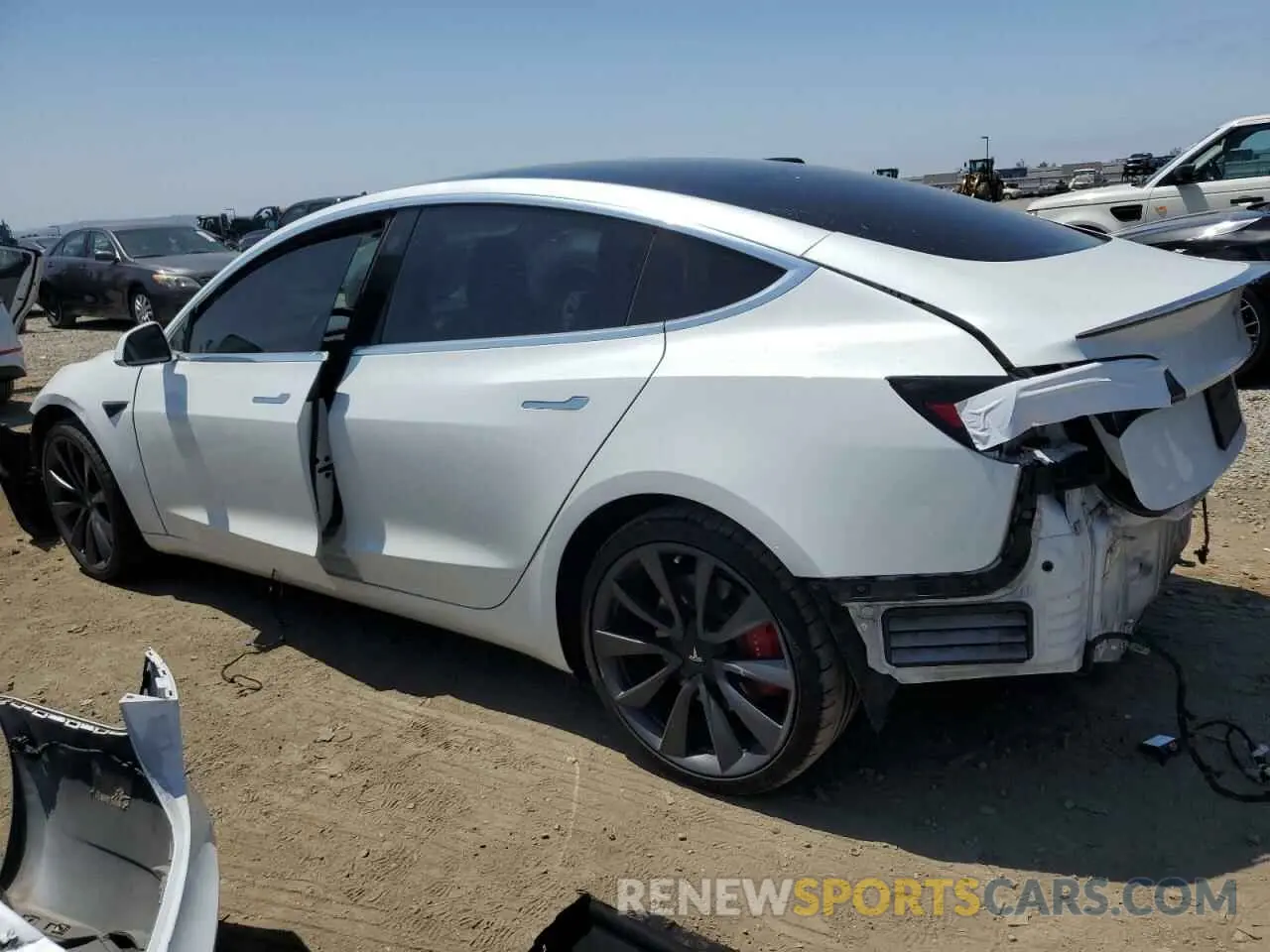 2 fotografías del automóvil dañado 5YJ3E1EC1LF736281 TESLA MODEL 3 2020