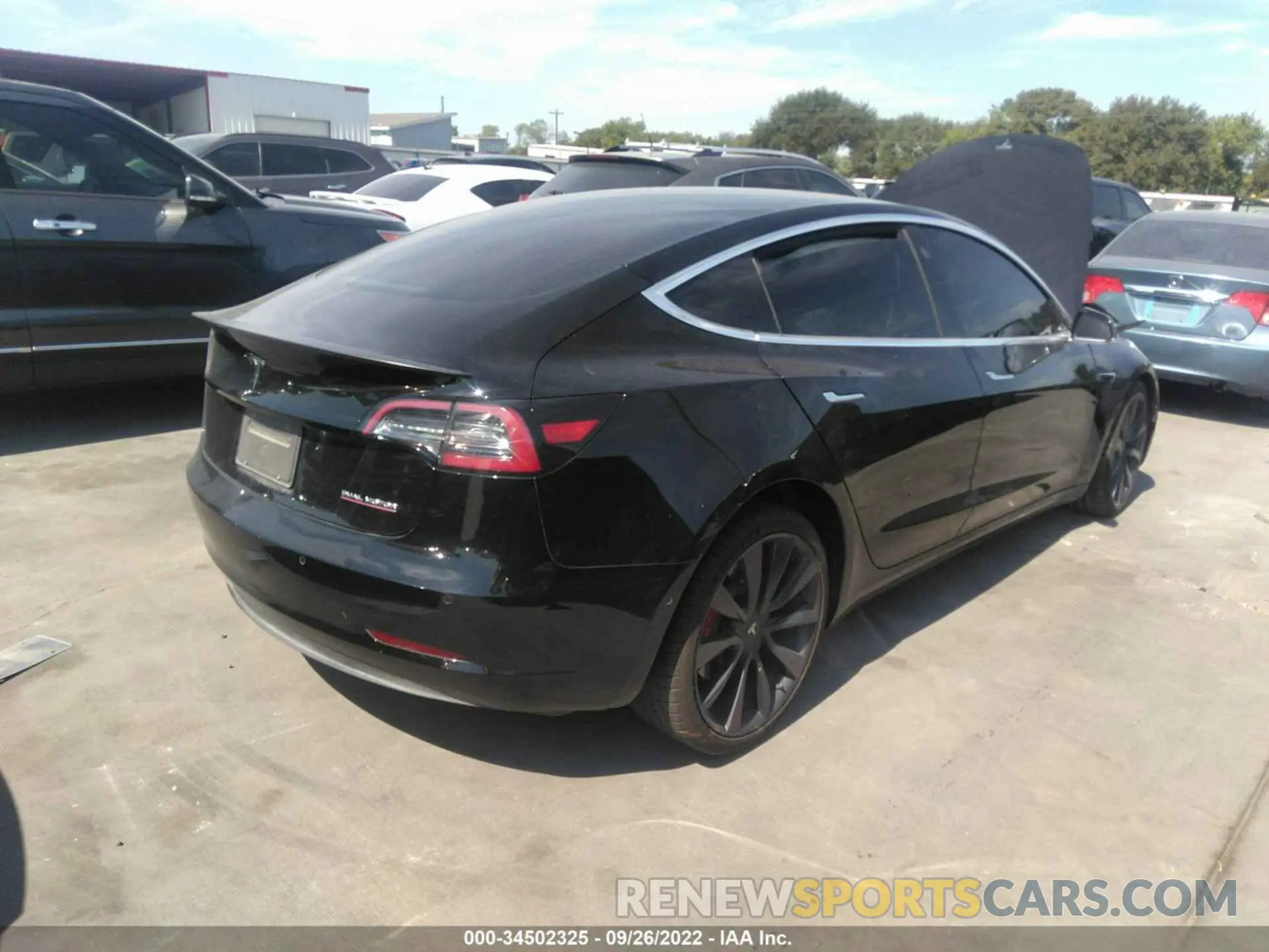 4 fotografías del automóvil dañado 5YJ3E1EC2LF641664 TESLA MODEL 3 2020