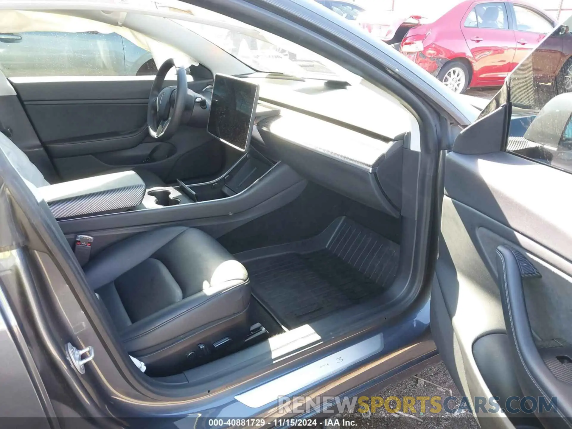 5 fotografías del automóvil dañado 5YJ3E1EC2LF713348 TESLA MODEL 3 2020