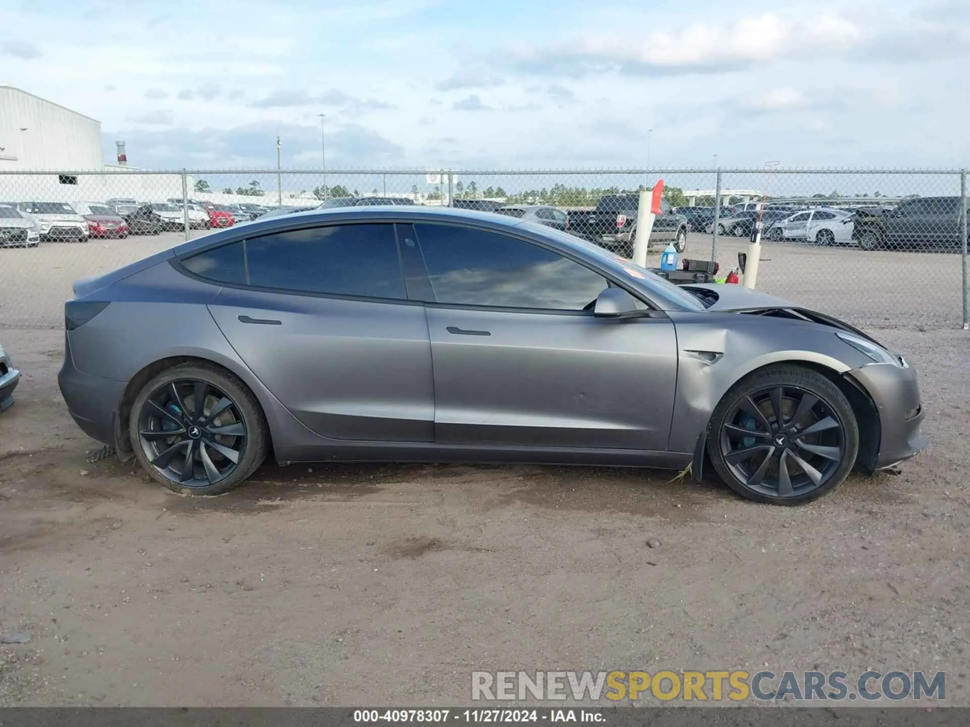 12 fotografías del automóvil dañado 5YJ3E1EC2LF792018 TESLA MODEL 3 2020