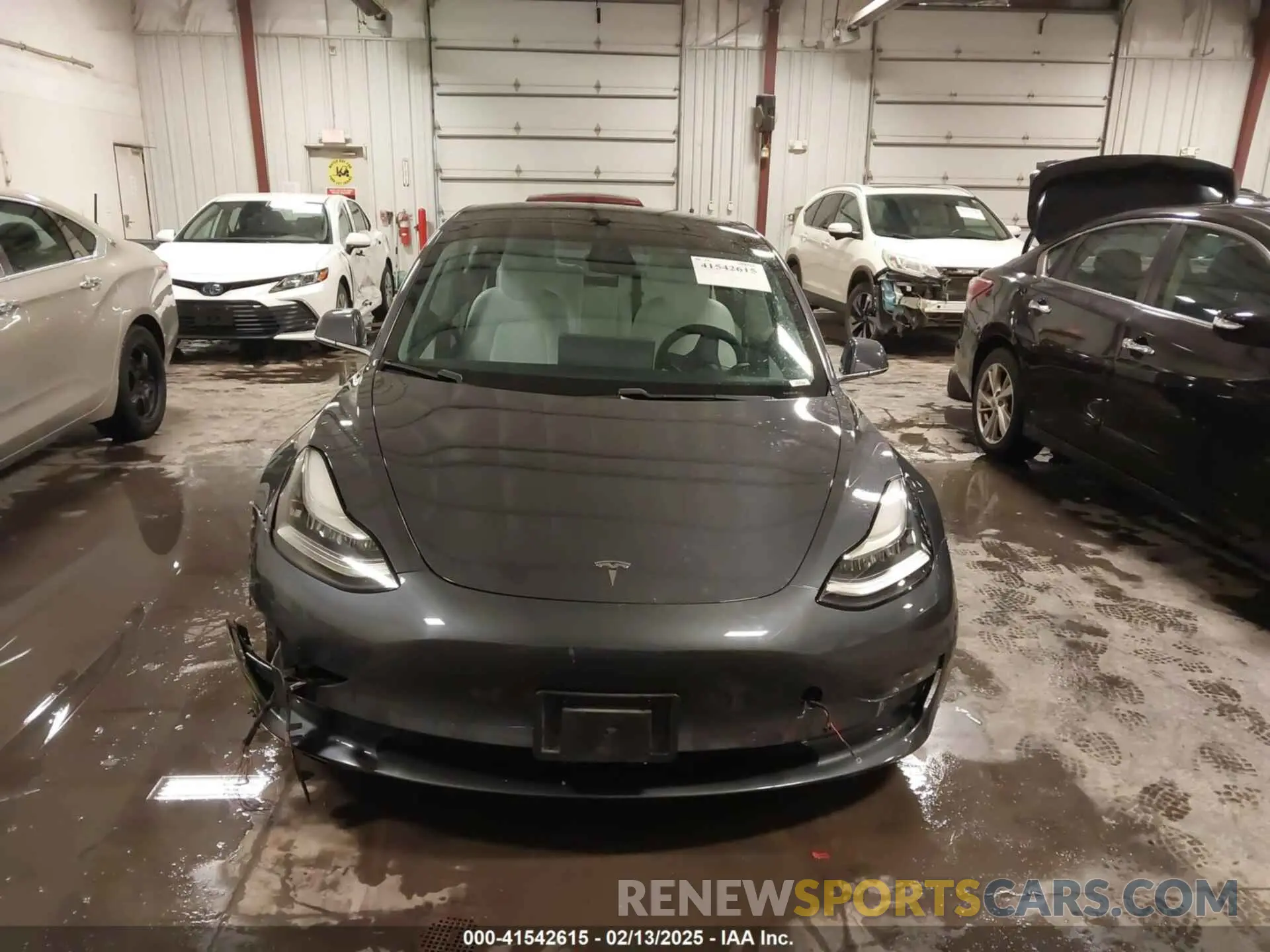 13 fotografías del automóvil dañado 5YJ3E1EC3LF641768 TESLA MODEL 3 2020