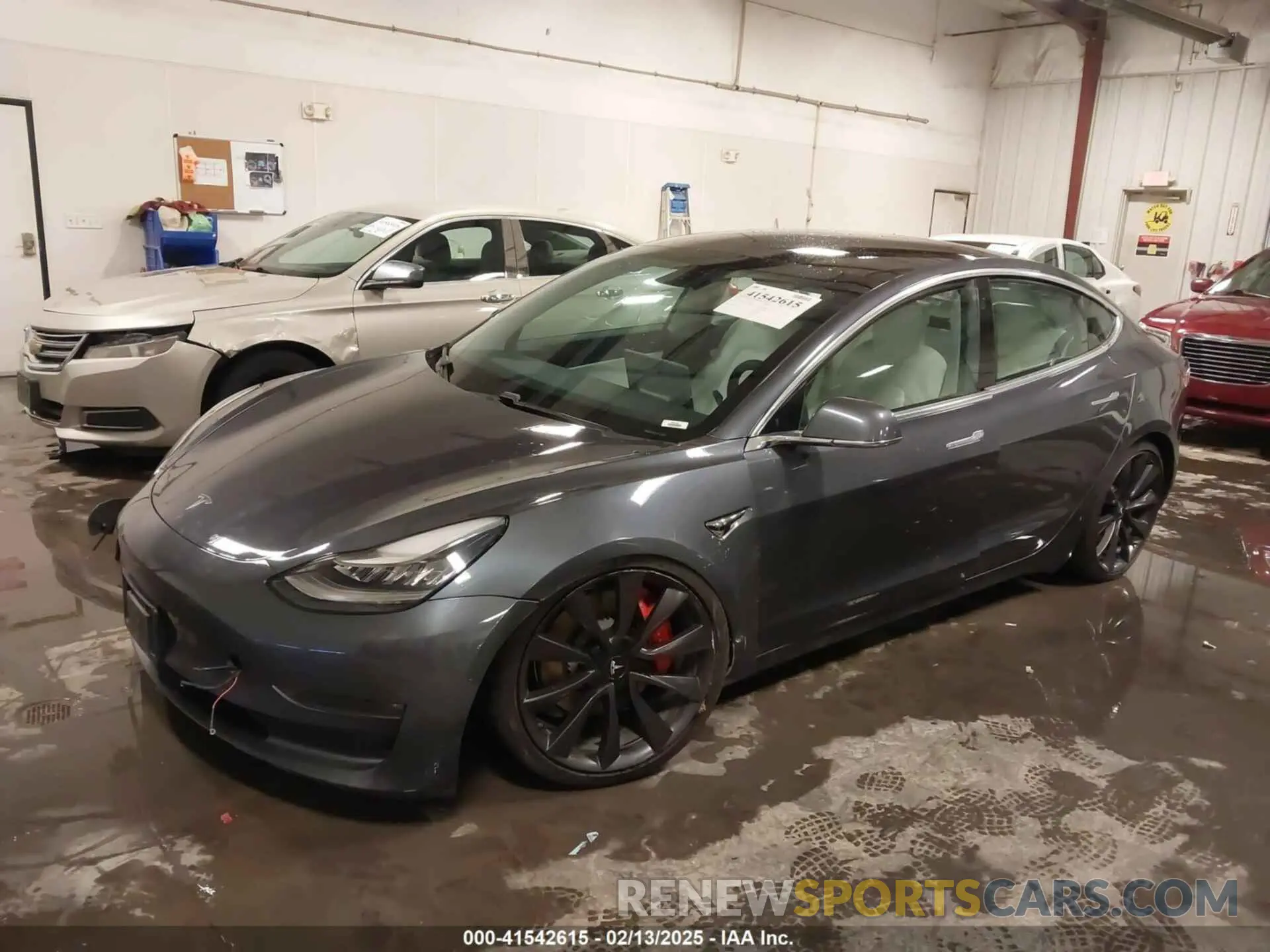 2 fotografías del automóvil dañado 5YJ3E1EC3LF641768 TESLA MODEL 3 2020