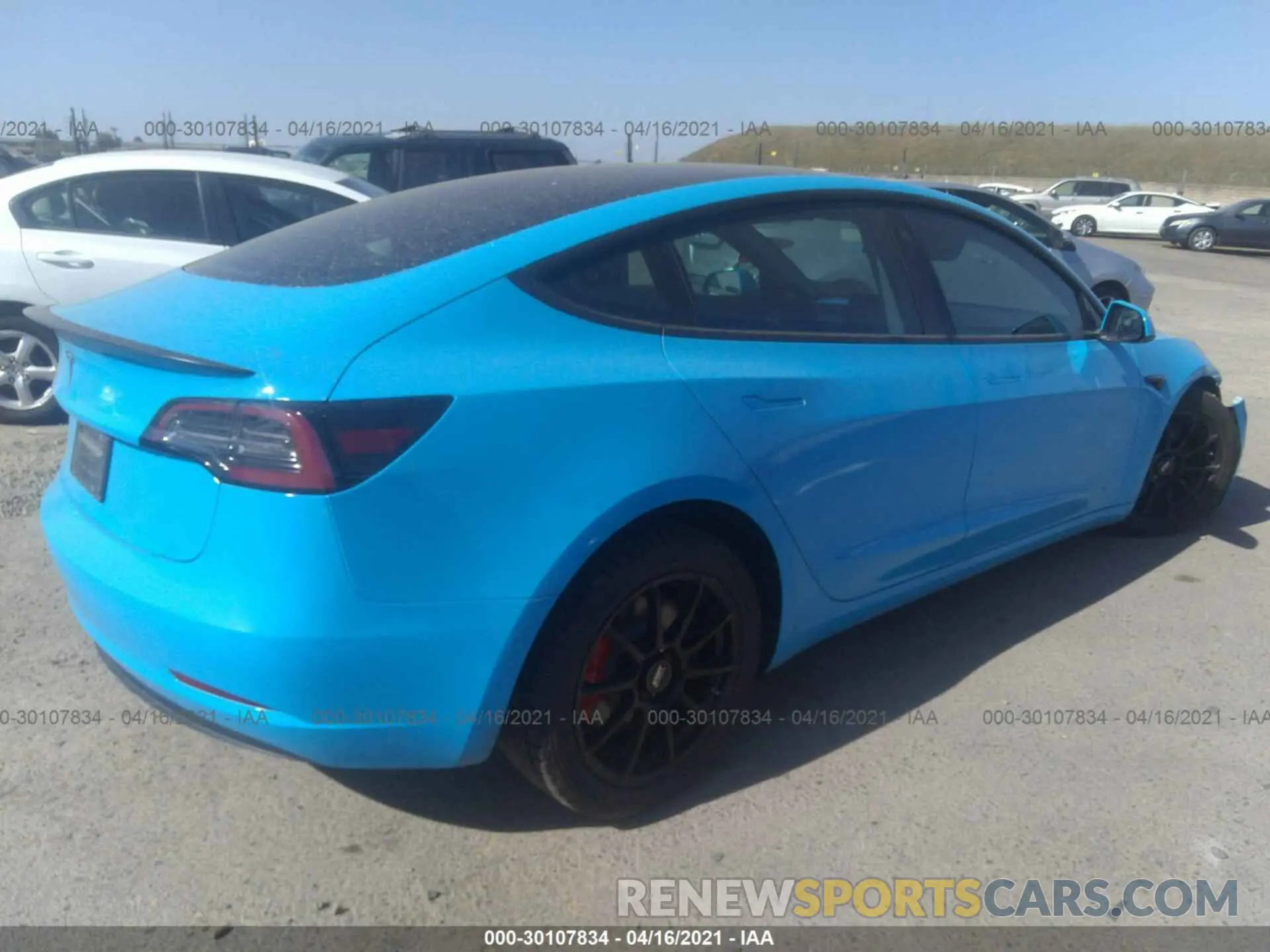 4 fotografías del automóvil dañado 5YJ3E1EC3LF719465 TESLA MODEL 3 2020