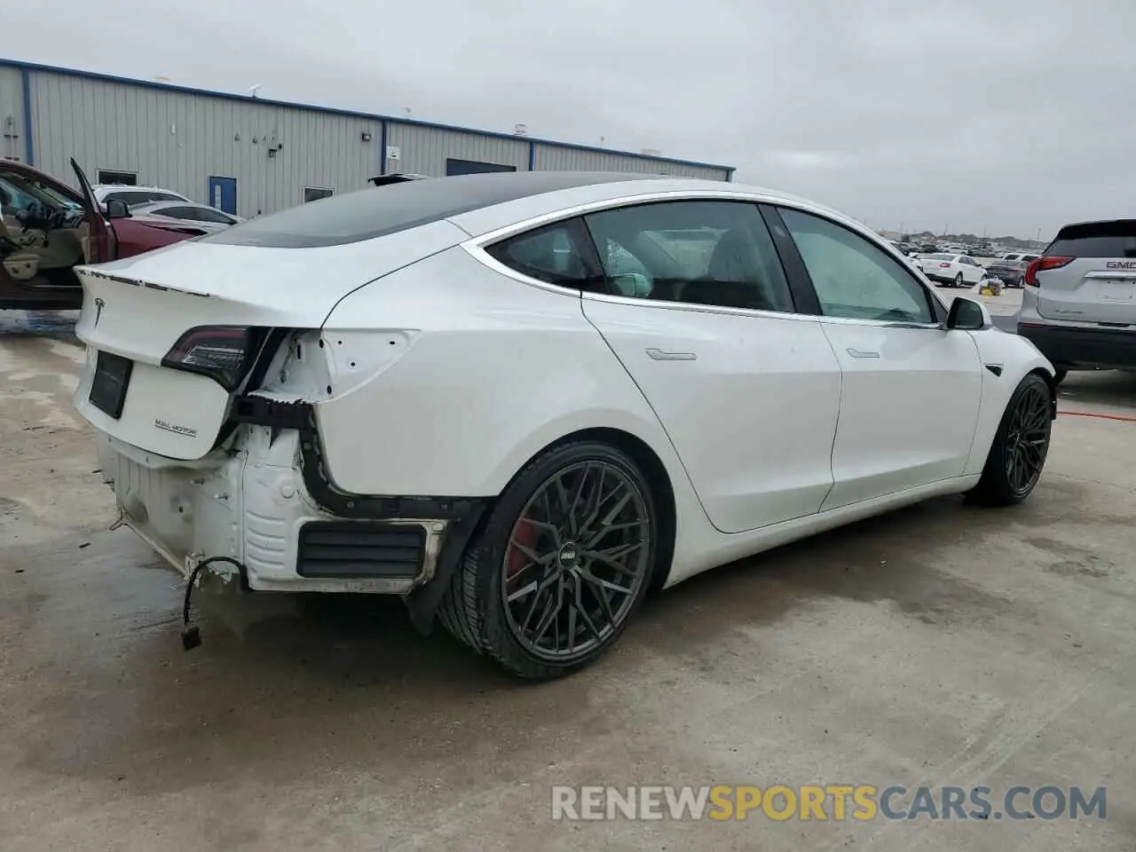 3 fotografías del automóvil dañado 5YJ3E1EC4LF624154 TESLA MODEL 3 2020