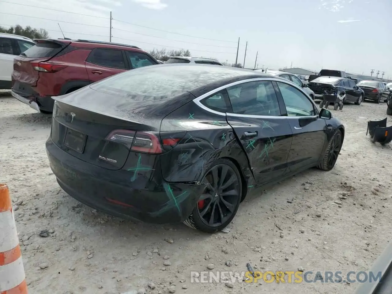 3 fotografías del automóvil dañado 5YJ3E1EC4LF640676 TESLA MODEL 3 2020