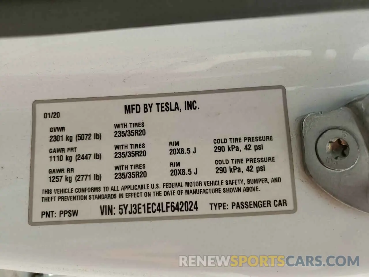 12 fotografías del automóvil dañado 5YJ3E1EC4LF642024 TESLA MODEL 3 2020