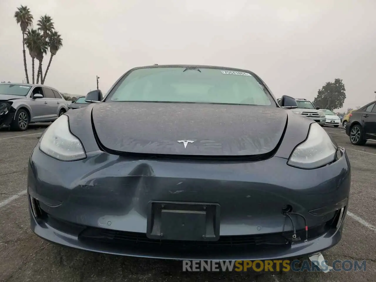5 fotografías del automóvil dañado 5YJ3E1EC4LF646946 TESLA MODEL 3 2020