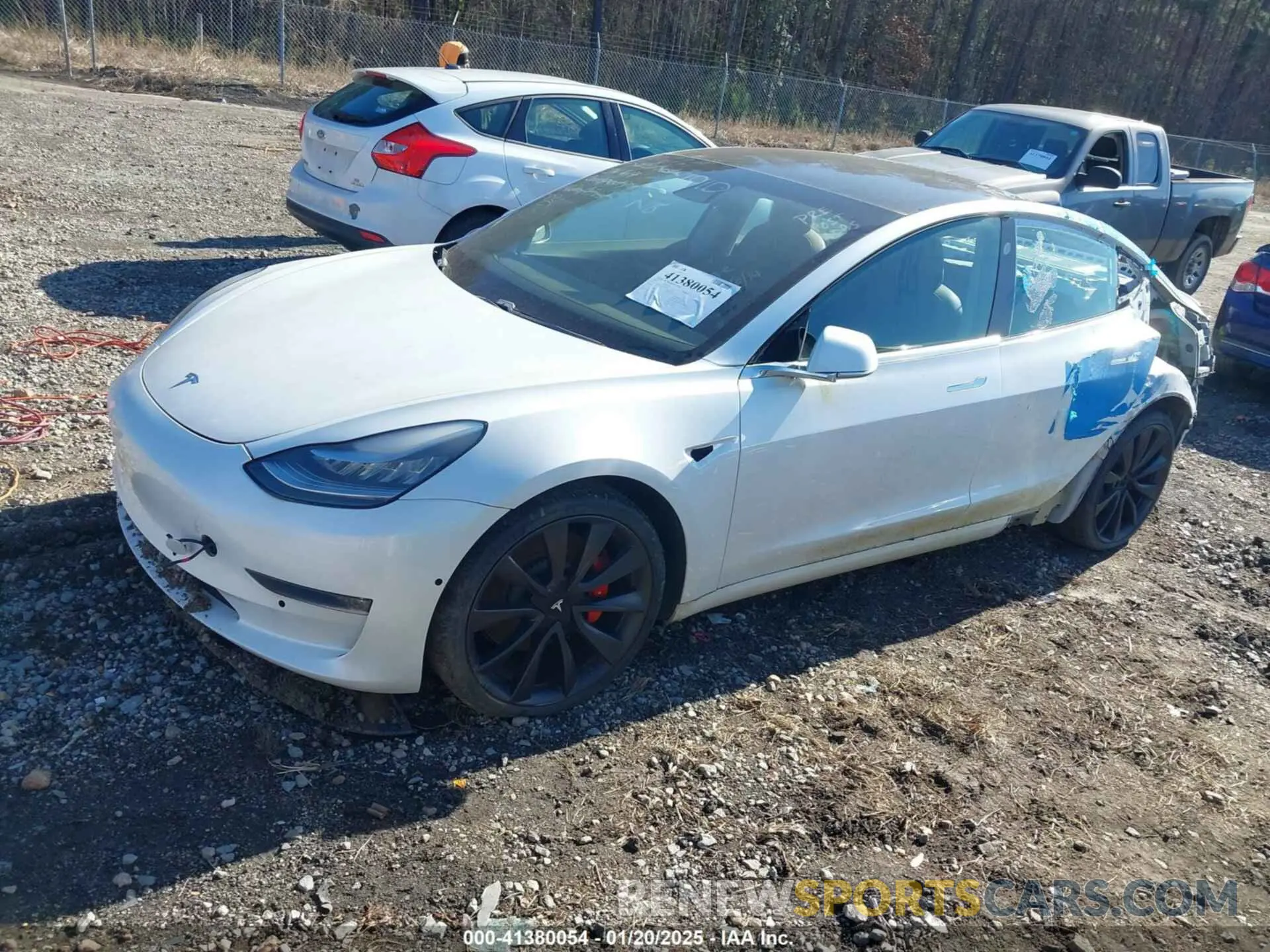 2 fotografías del automóvil dañado 5YJ3E1EC4LF714176 TESLA MODEL 3 2020