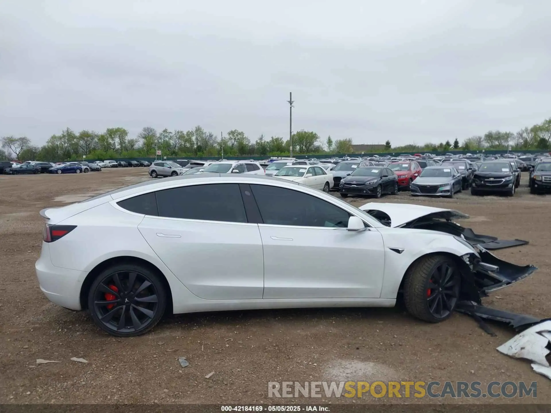 13 fotografías del automóvil dañado 5YJ3E1EC4LF719149 TESLA MODEL 3 2020