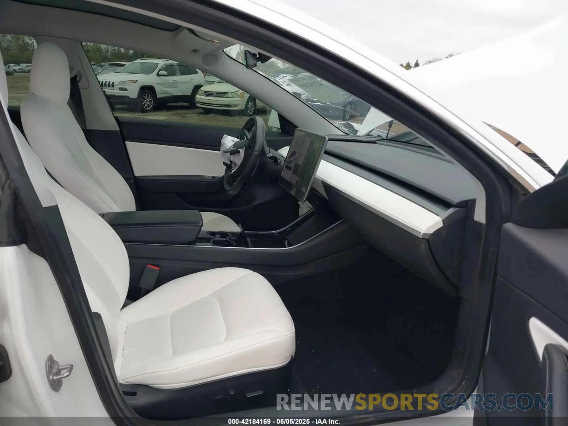 5 fotografías del automóvil dañado 5YJ3E1EC4LF719149 TESLA MODEL 3 2020