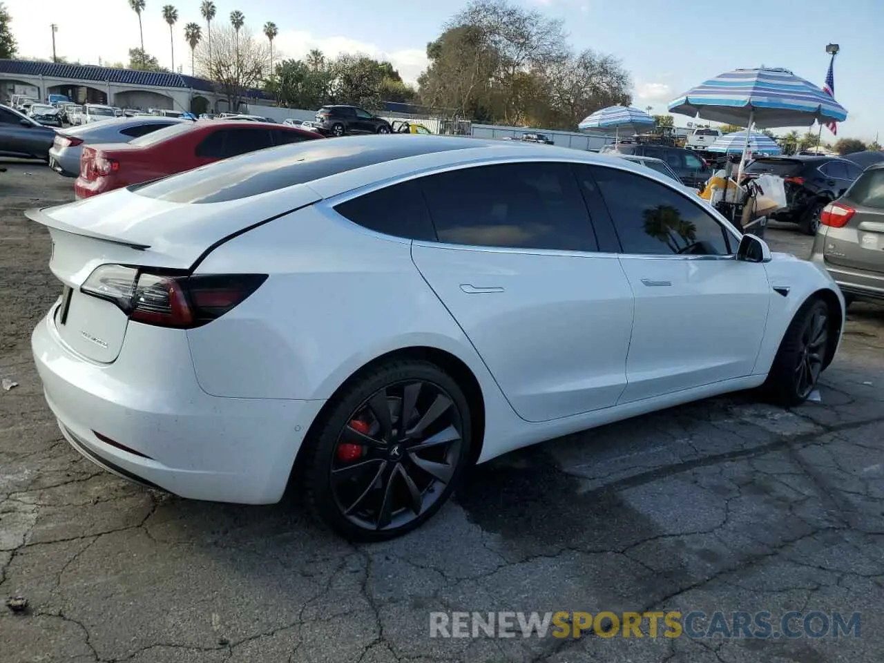 3 fotografías del automóvil dañado 5YJ3E1EC4LF719331 TESLA MODEL 3 2020