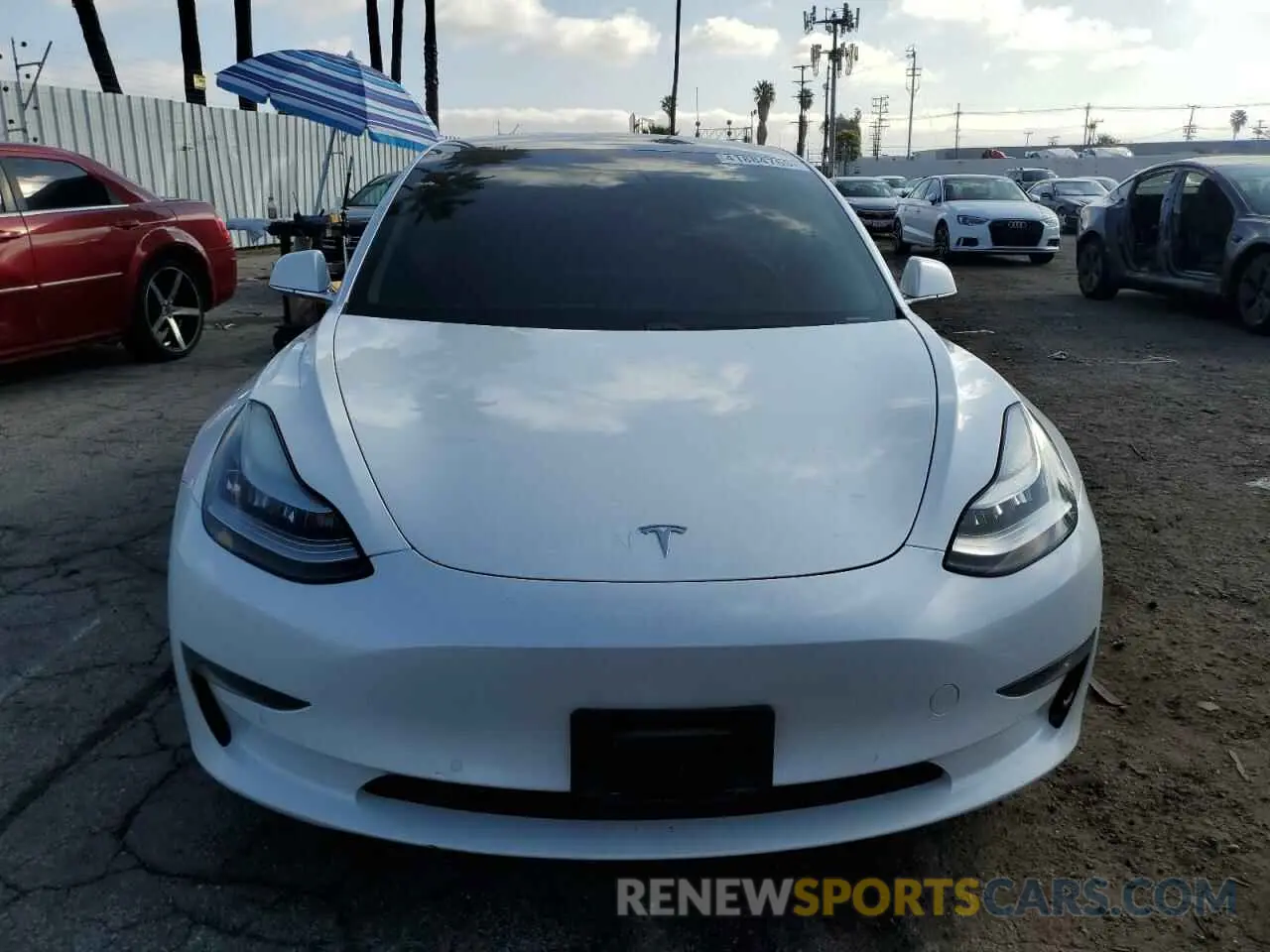 5 fotografías del automóvil dañado 5YJ3E1EC4LF719331 TESLA MODEL 3 2020