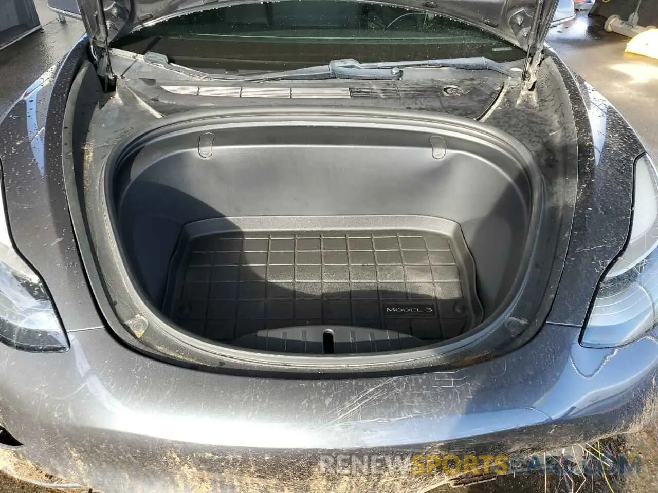 11 fotografías del automóvil dañado 5YJ3E1EC4LF746884 TESLA MODEL 3 2020