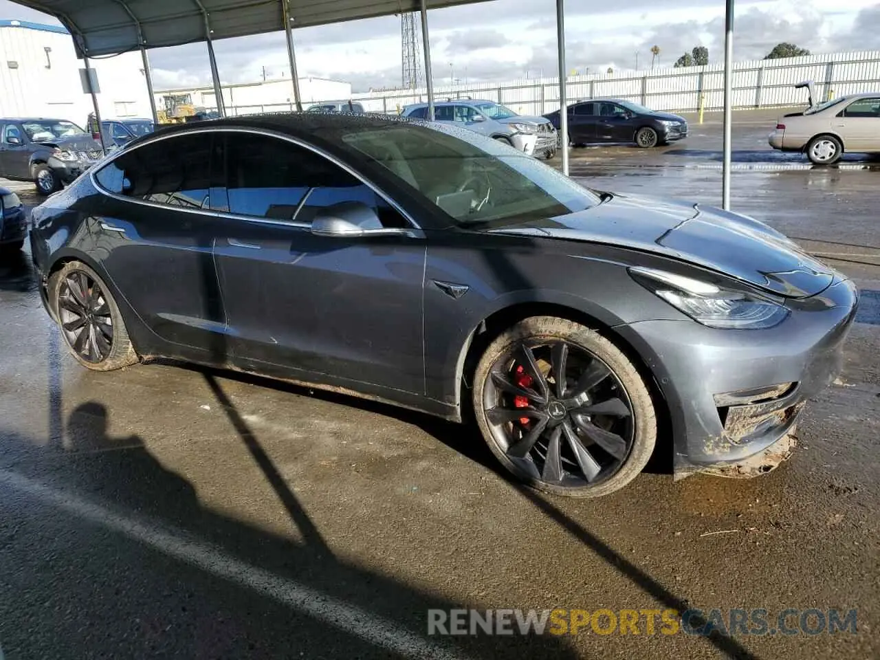 4 fotografías del automóvil dañado 5YJ3E1EC4LF746884 TESLA MODEL 3 2020