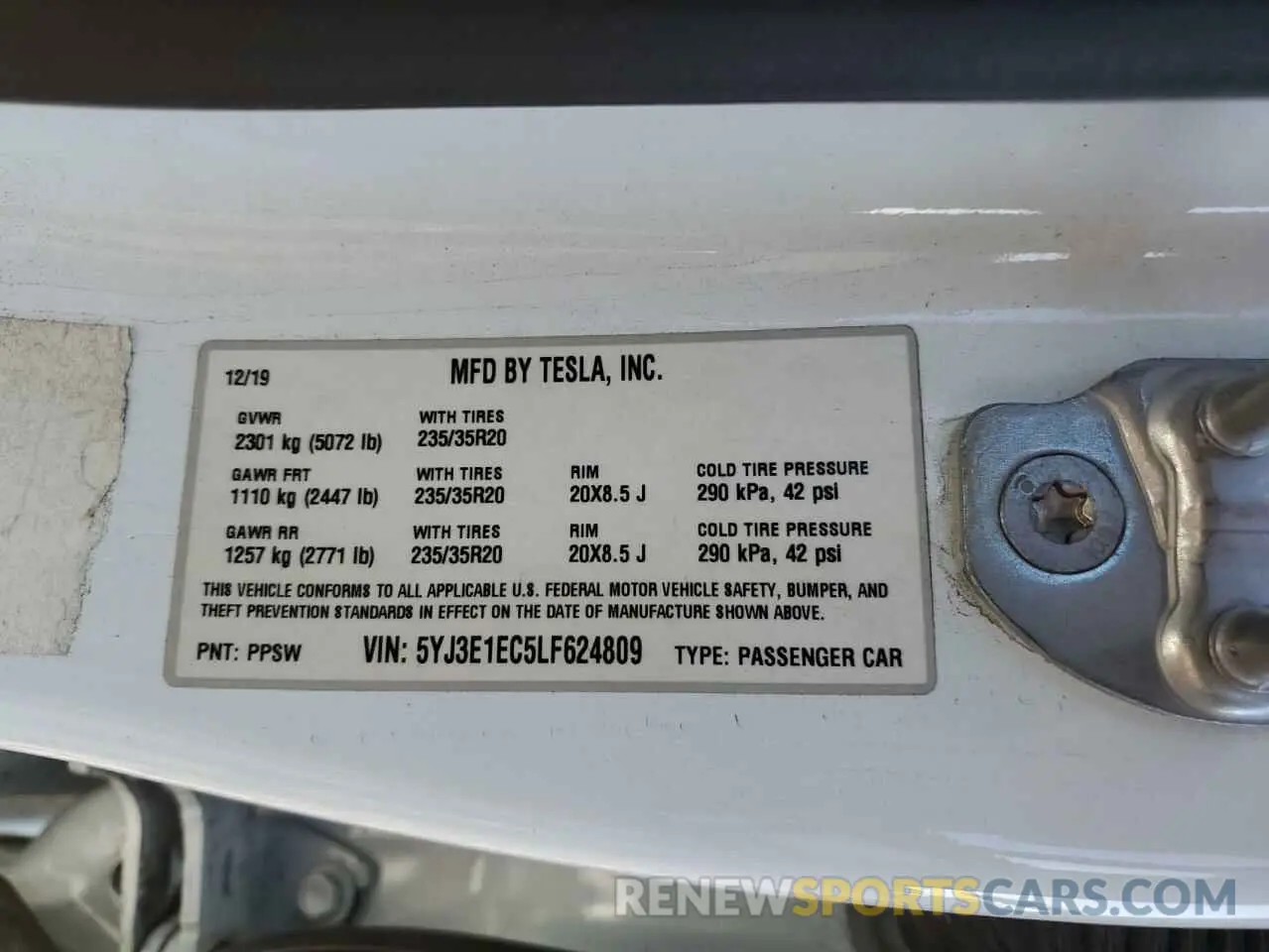 12 fotografías del automóvil dañado 5YJ3E1EC5LF624809 TESLA MODEL 3 2020