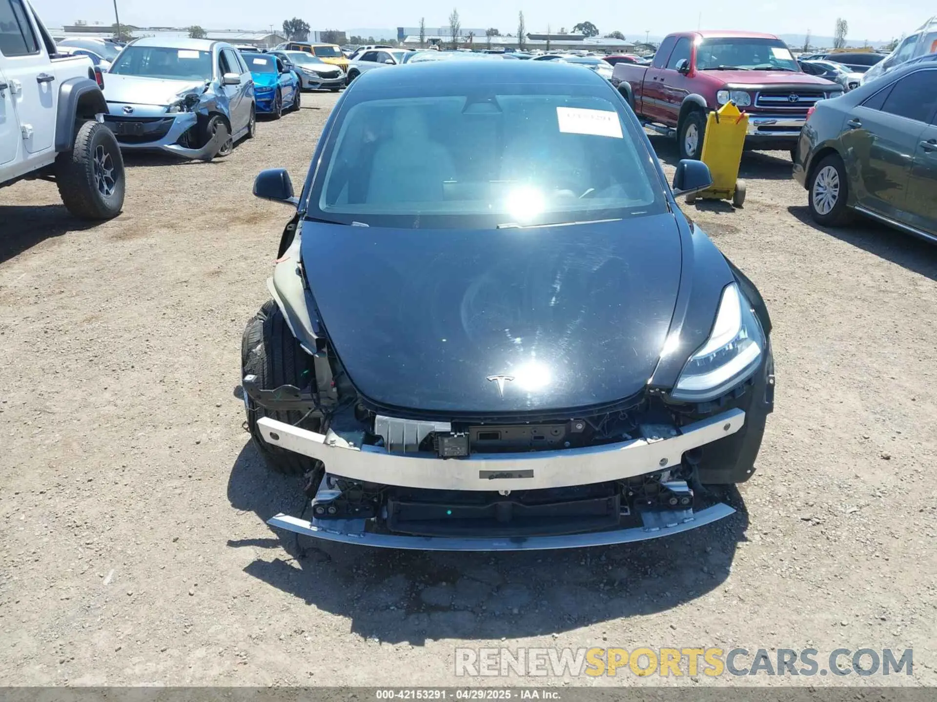 13 fotografías del automóvil dañado 5YJ3E1EC5LF641593 TESLA MODEL 3 2020