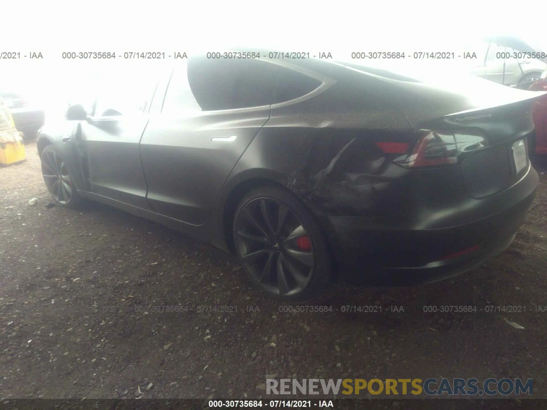 3 fotografías del automóvil dañado 5YJ3E1EC5LF716910 TESLA MODEL 3 2020